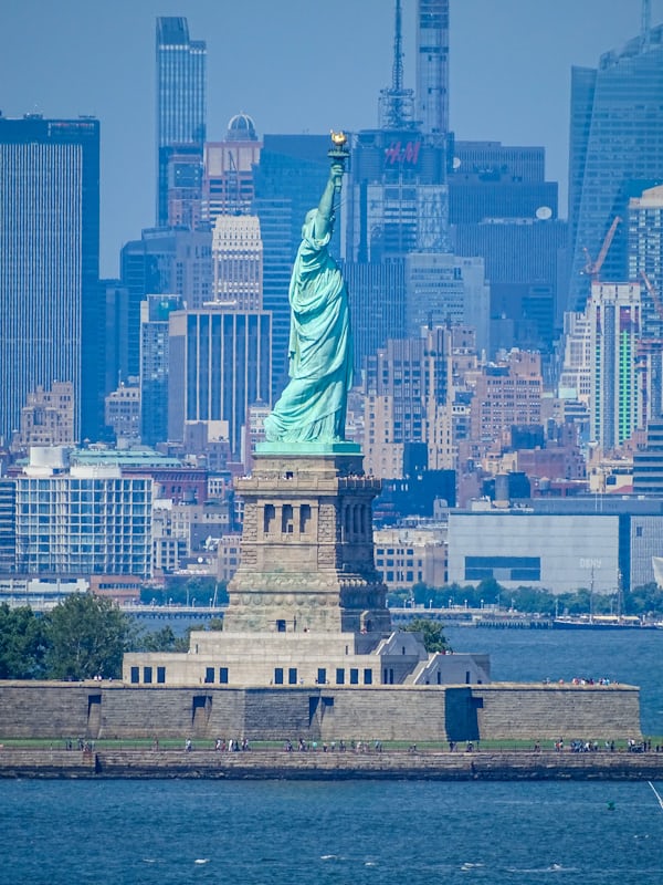 statue-of-liberty-island