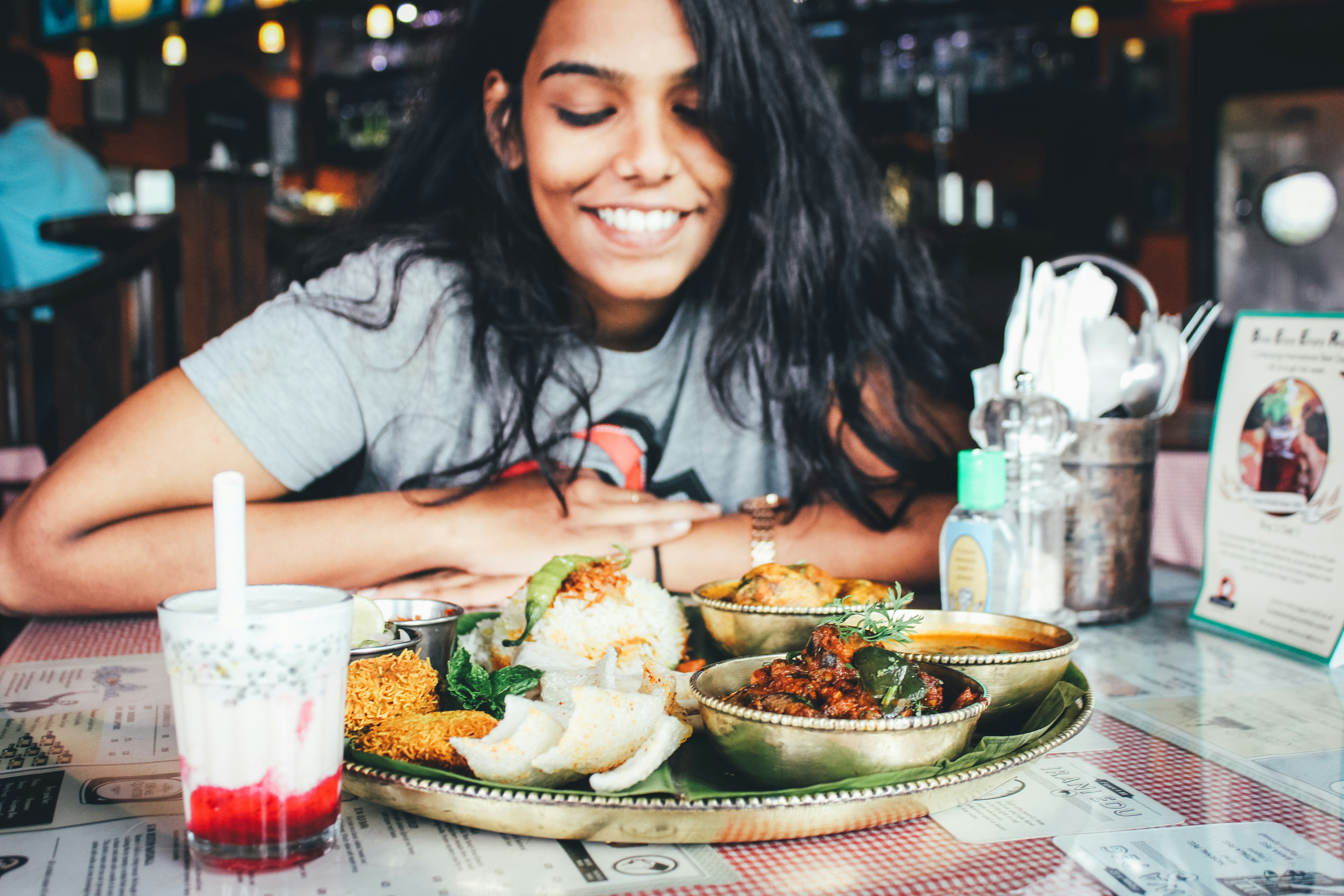 great photo recipe,how to photograph picture by, lawrence vinay.; woman wearing grey shirt