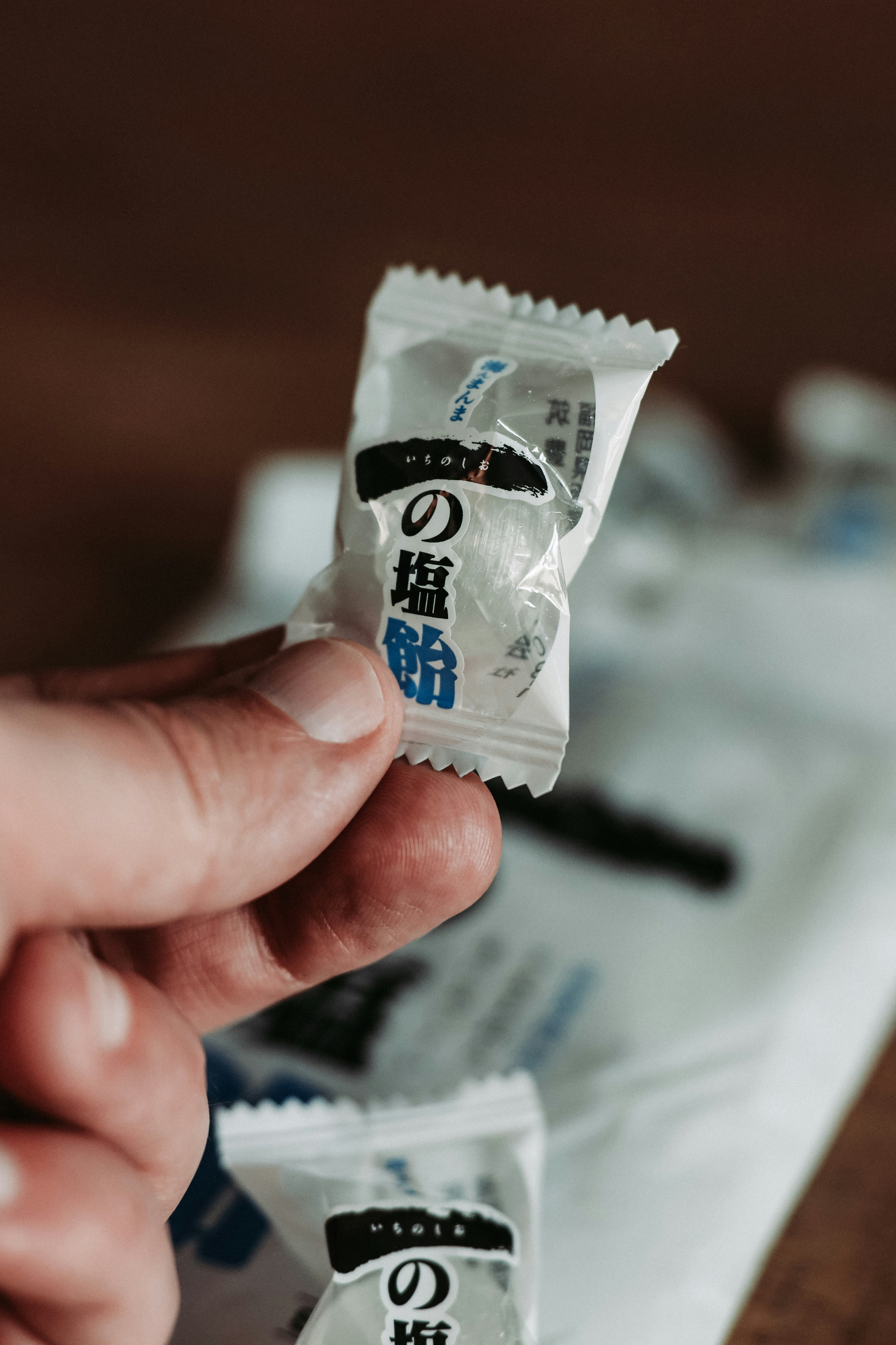 photo-1565604120621-e027ee08e51e?ixid=M3