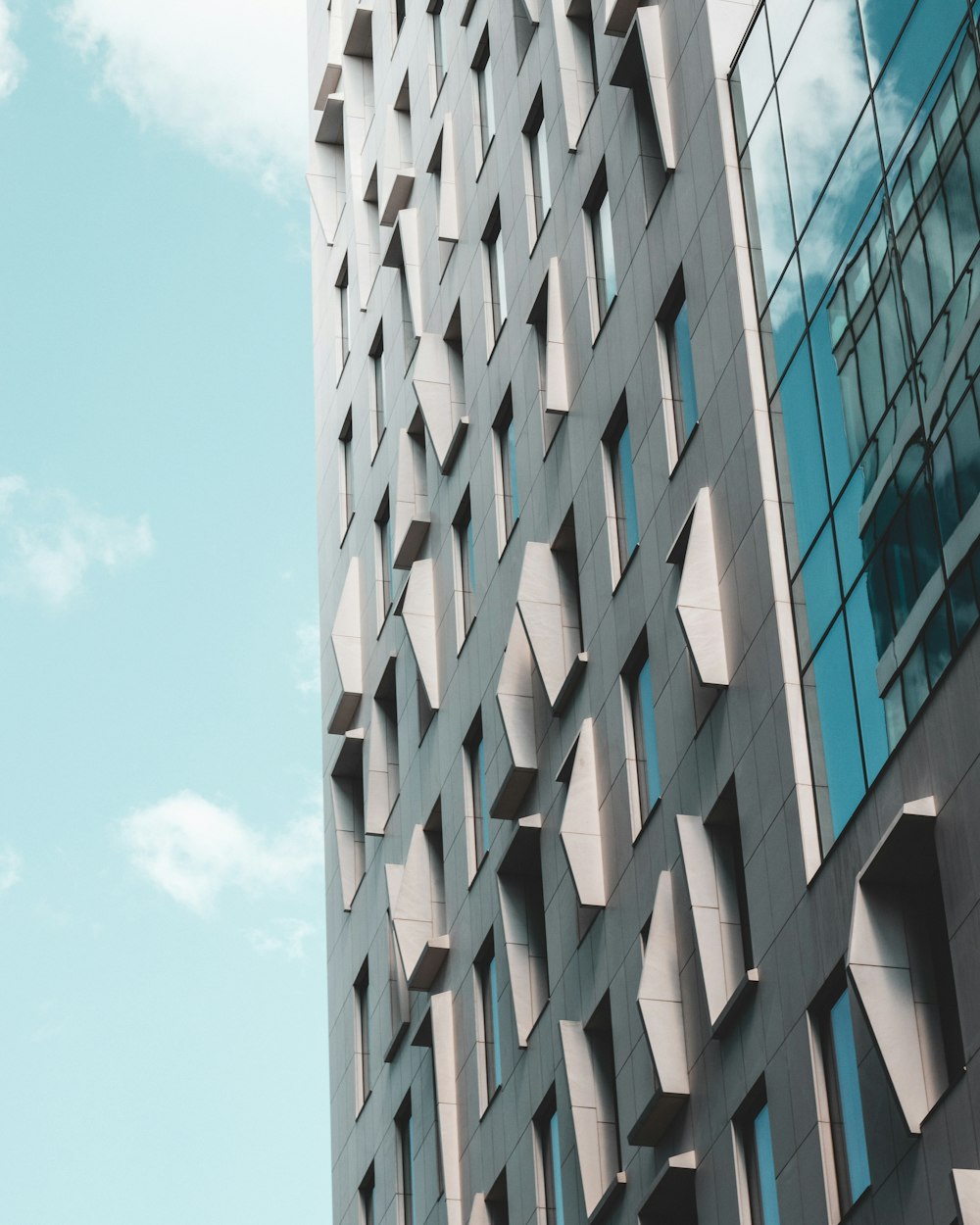 close-up photography of building during daytime