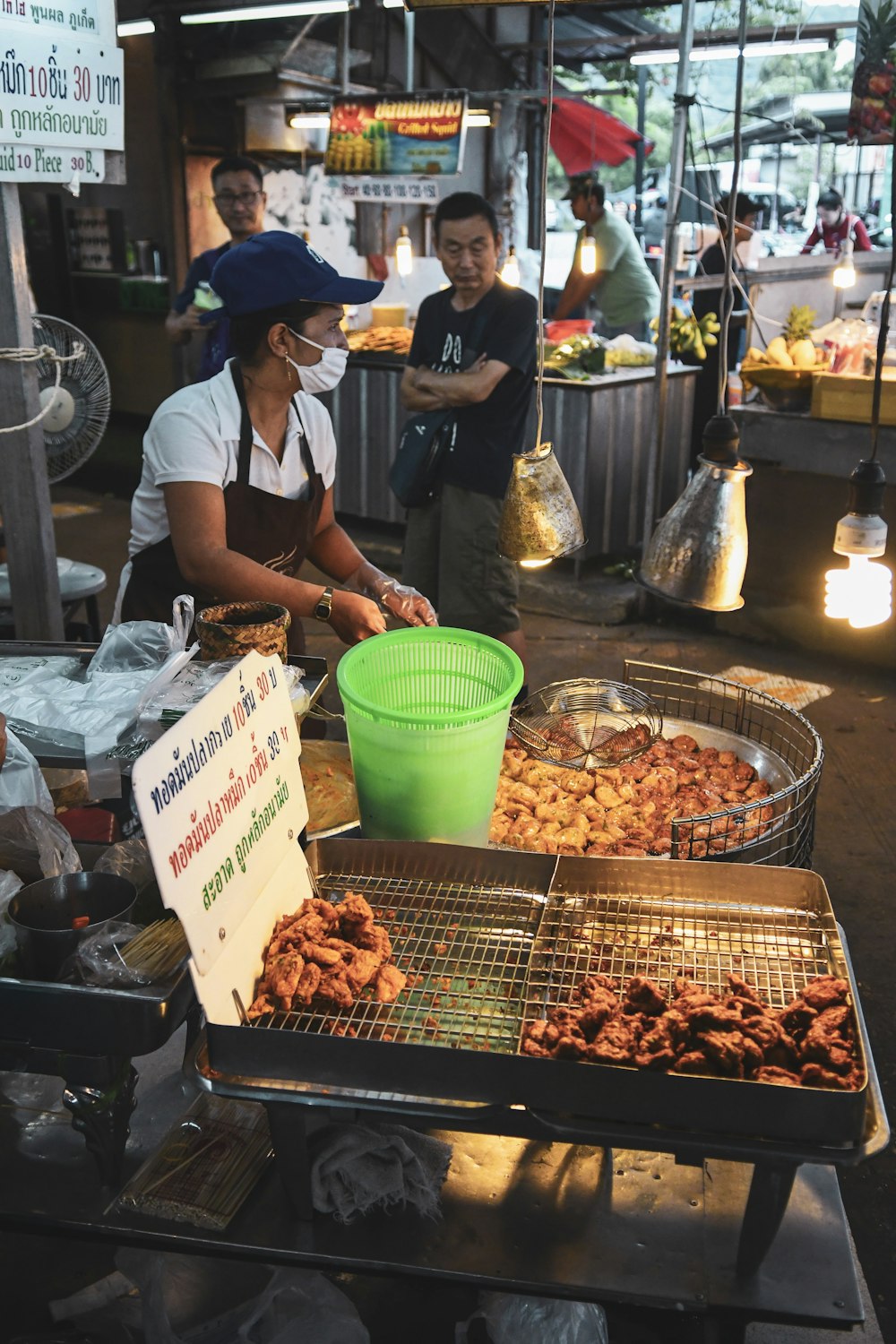 mulher preparando comida