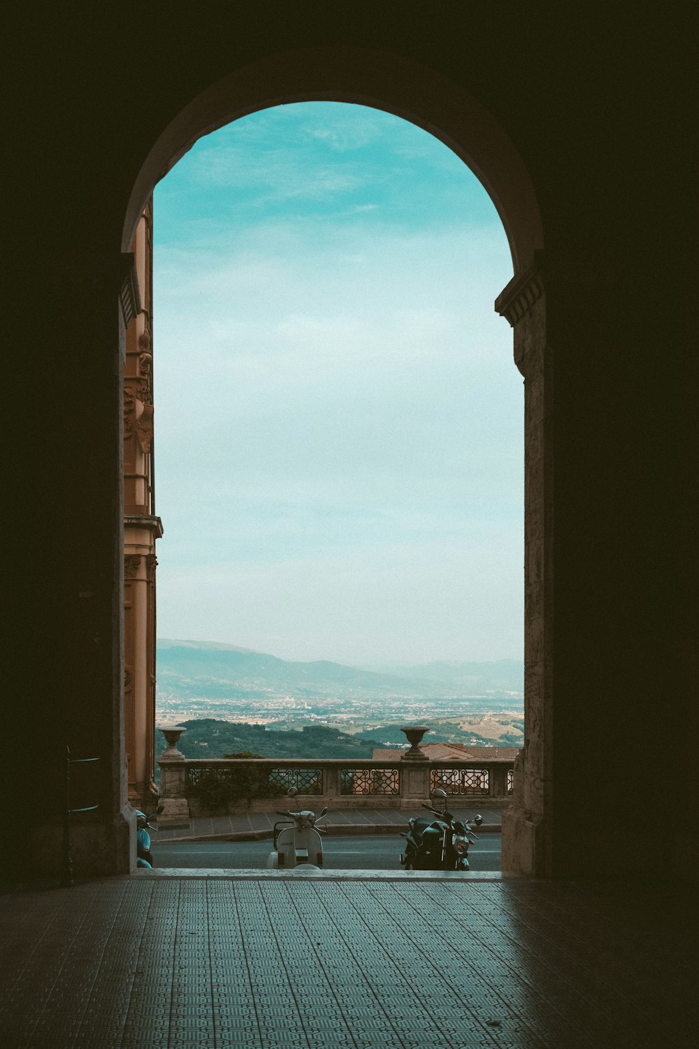 arch hallway photo – Free Blue Image on Unsplash