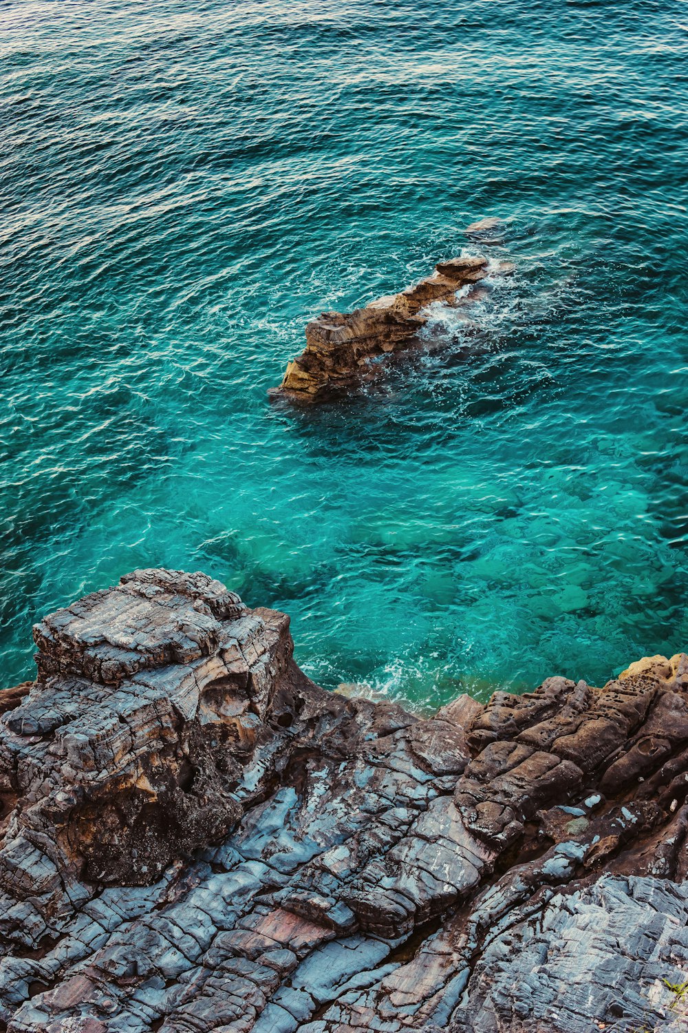 birds eye photography of rock formation