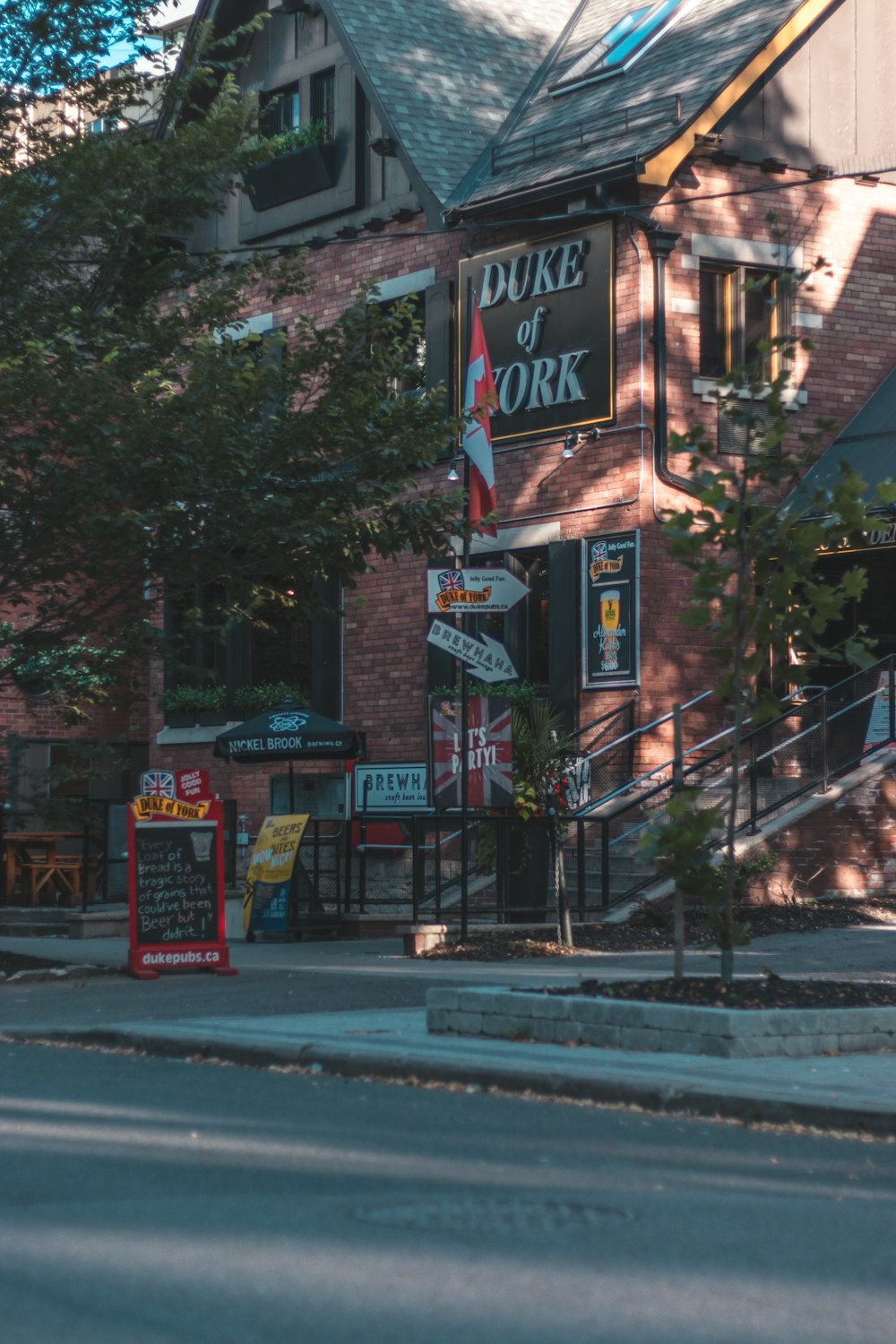 a building with a bunch of signs in front of it