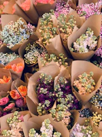 assorted-color flower bouquet lot