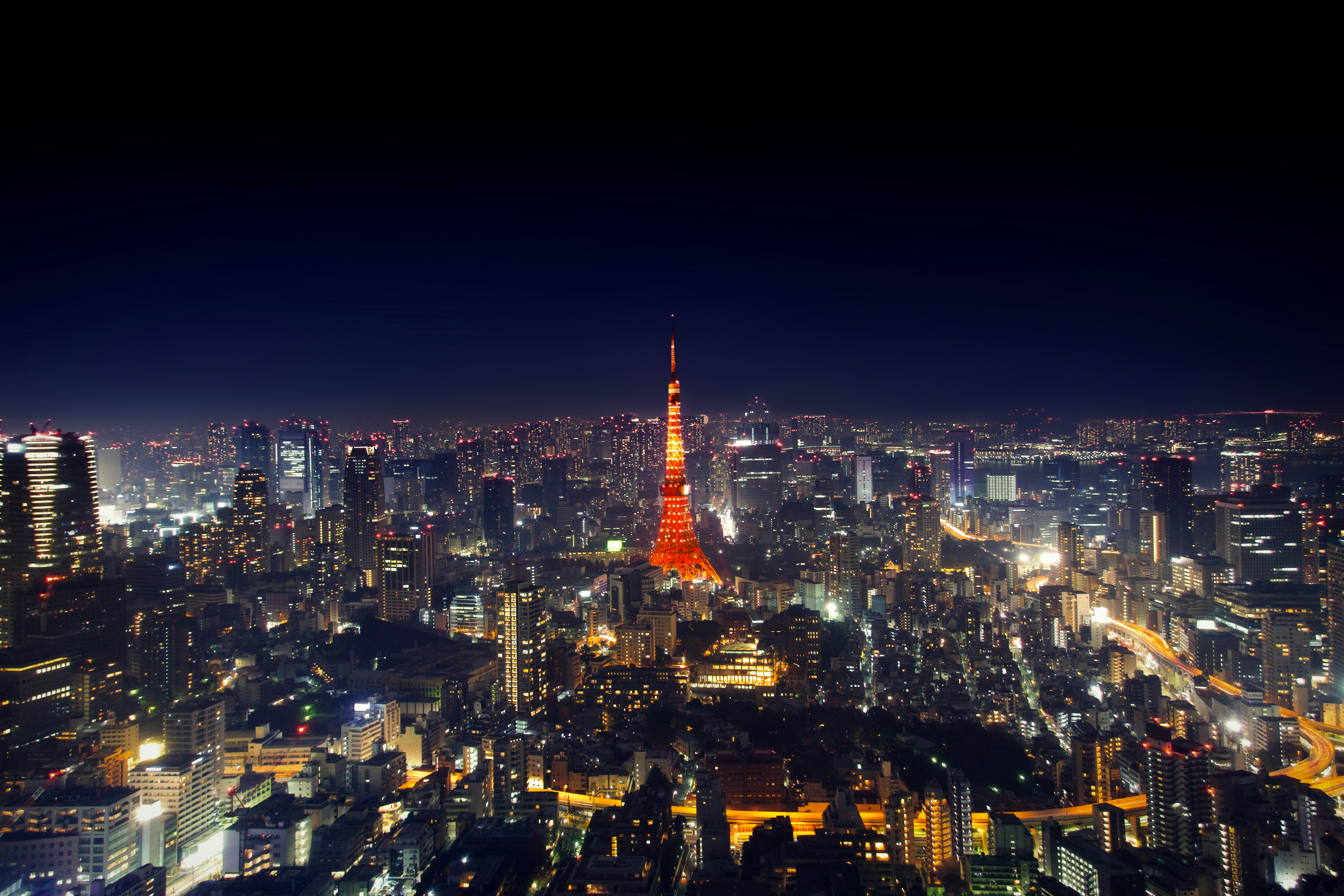 东京｜赴一场五年的约定，在江之岛的海风与涩谷的落日里