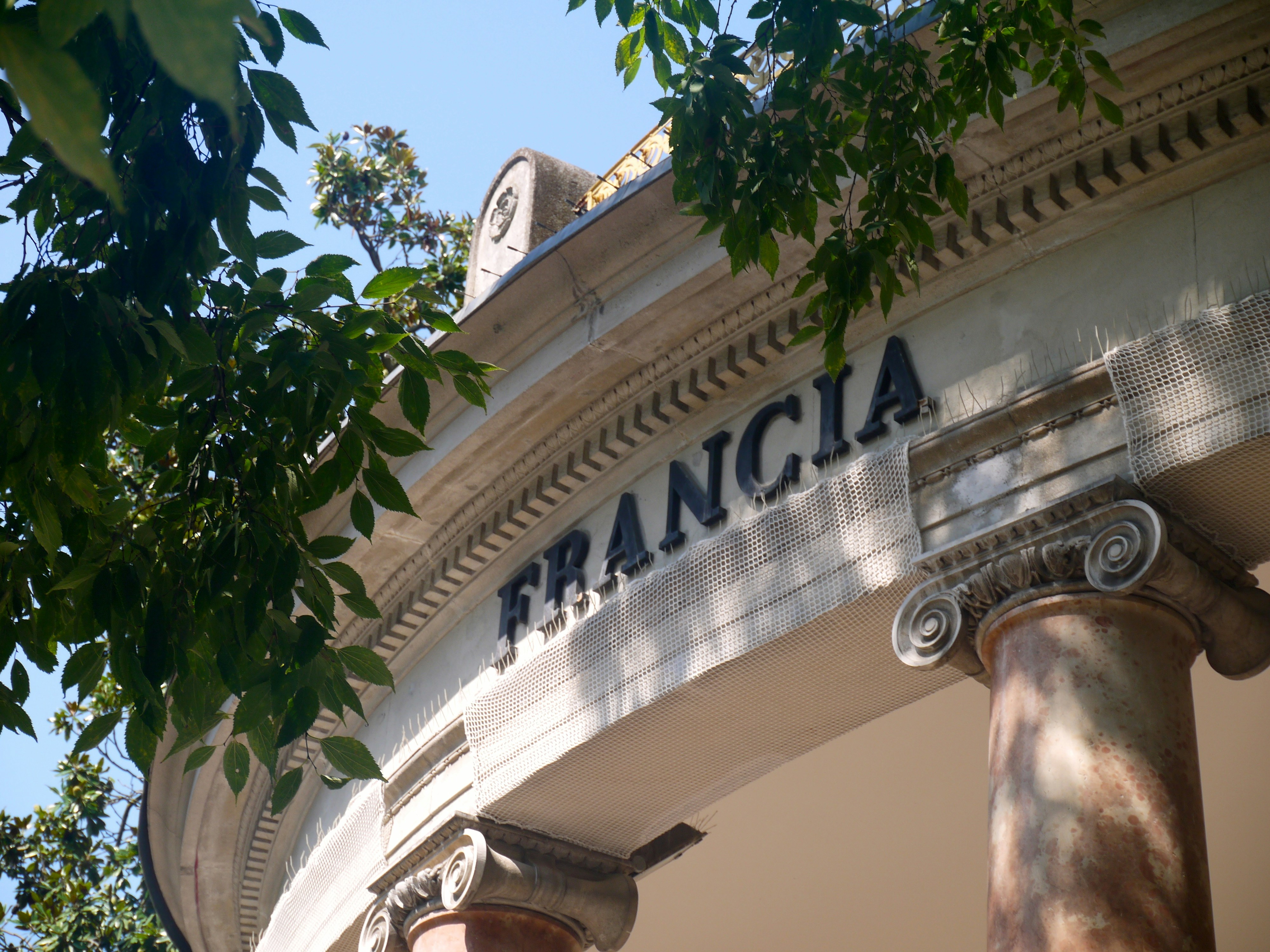 Francia building during day