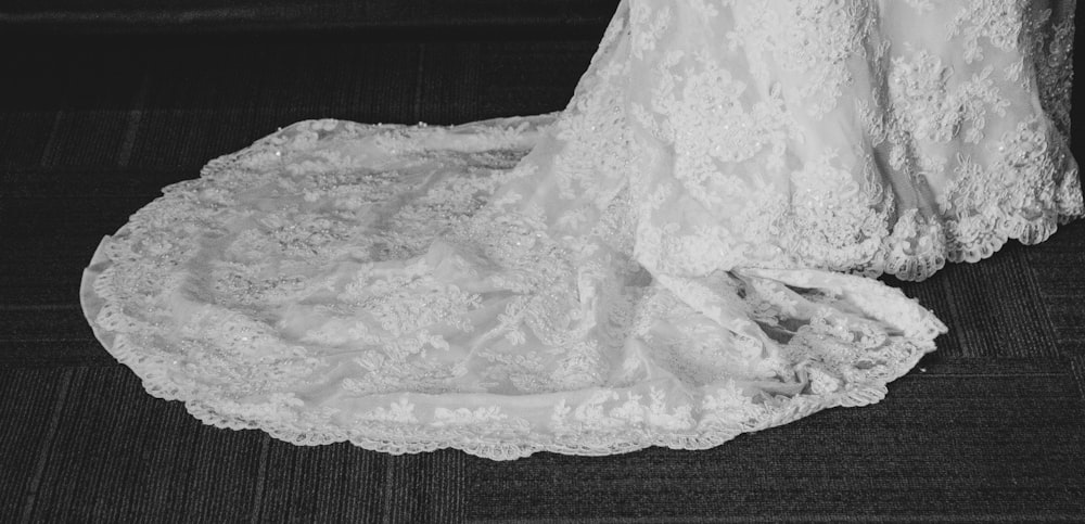 woman wearing white lace wedding dress