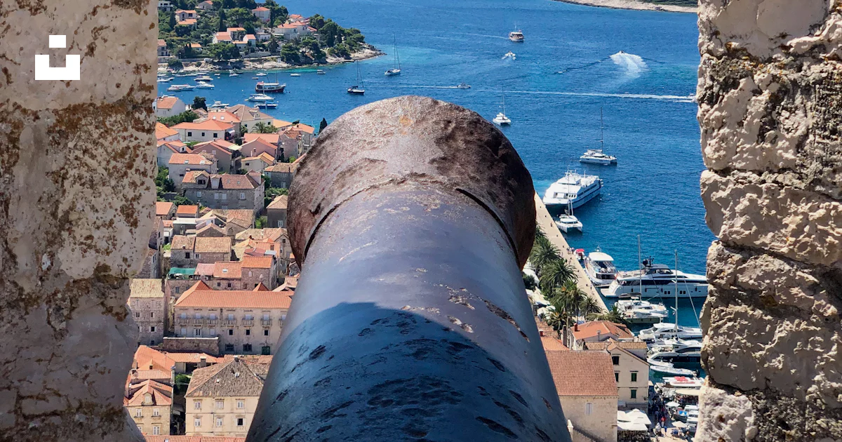 Canon face à la zone côtière photo – Photo Croatie Gratuite sur Unsplash