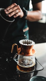 ¿Qué es el bloom y cómo controlarlo? Guía de desgasificación del café