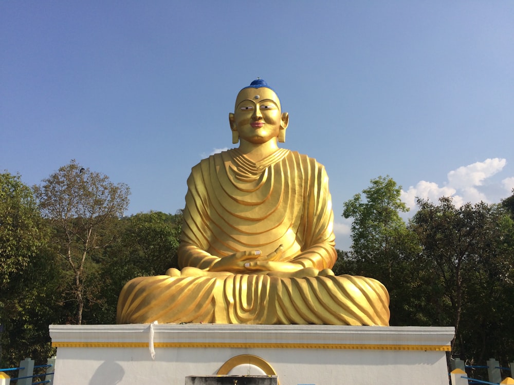 Statua di Buddha durante il giorno