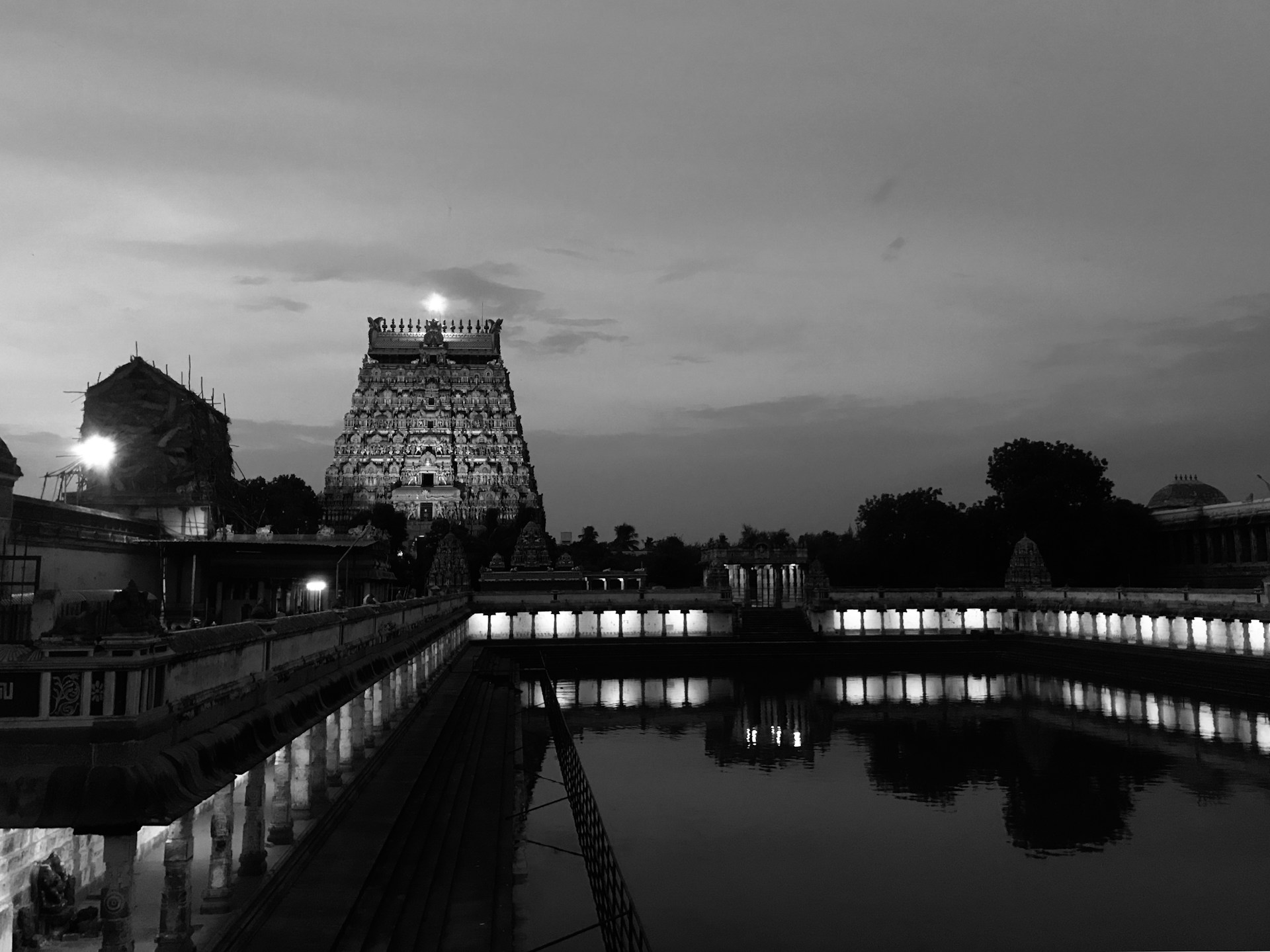 grayscale photo of a pyramid