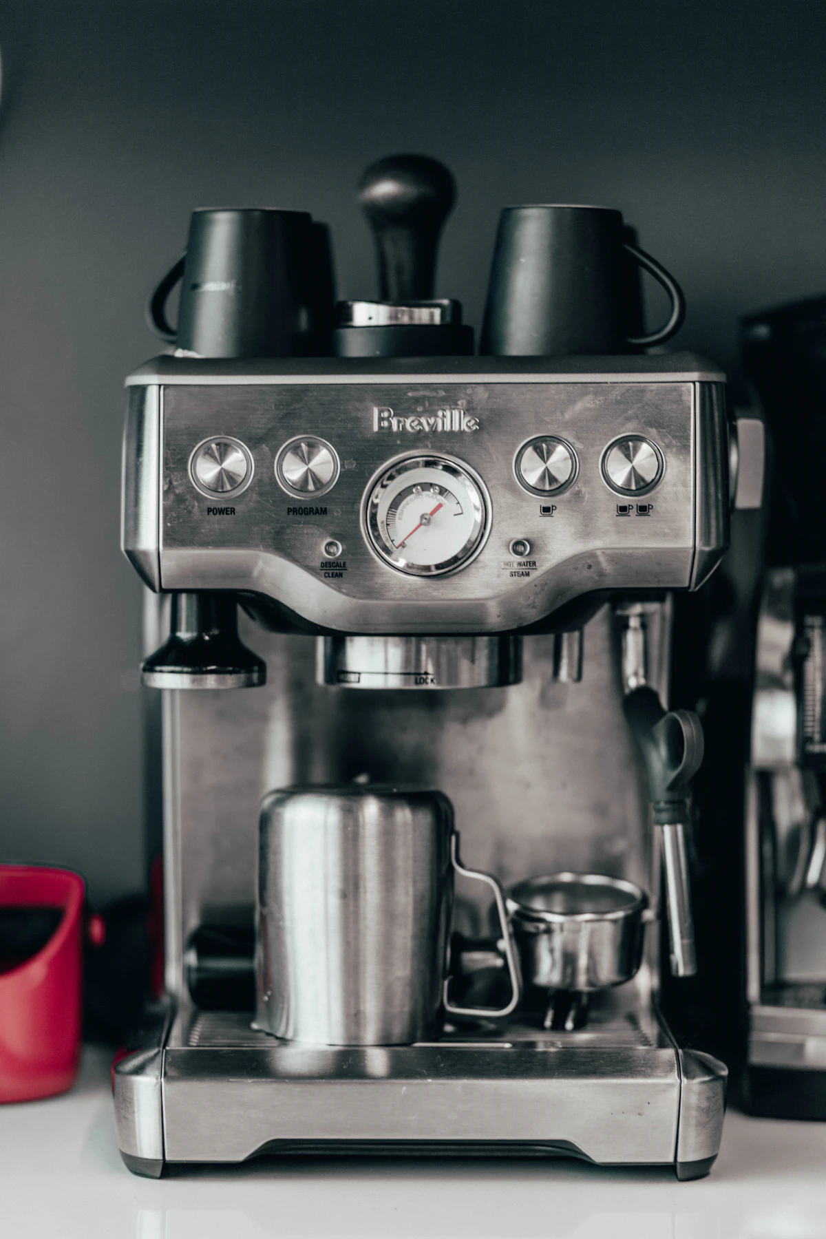 Espresso aparat sa mlinom