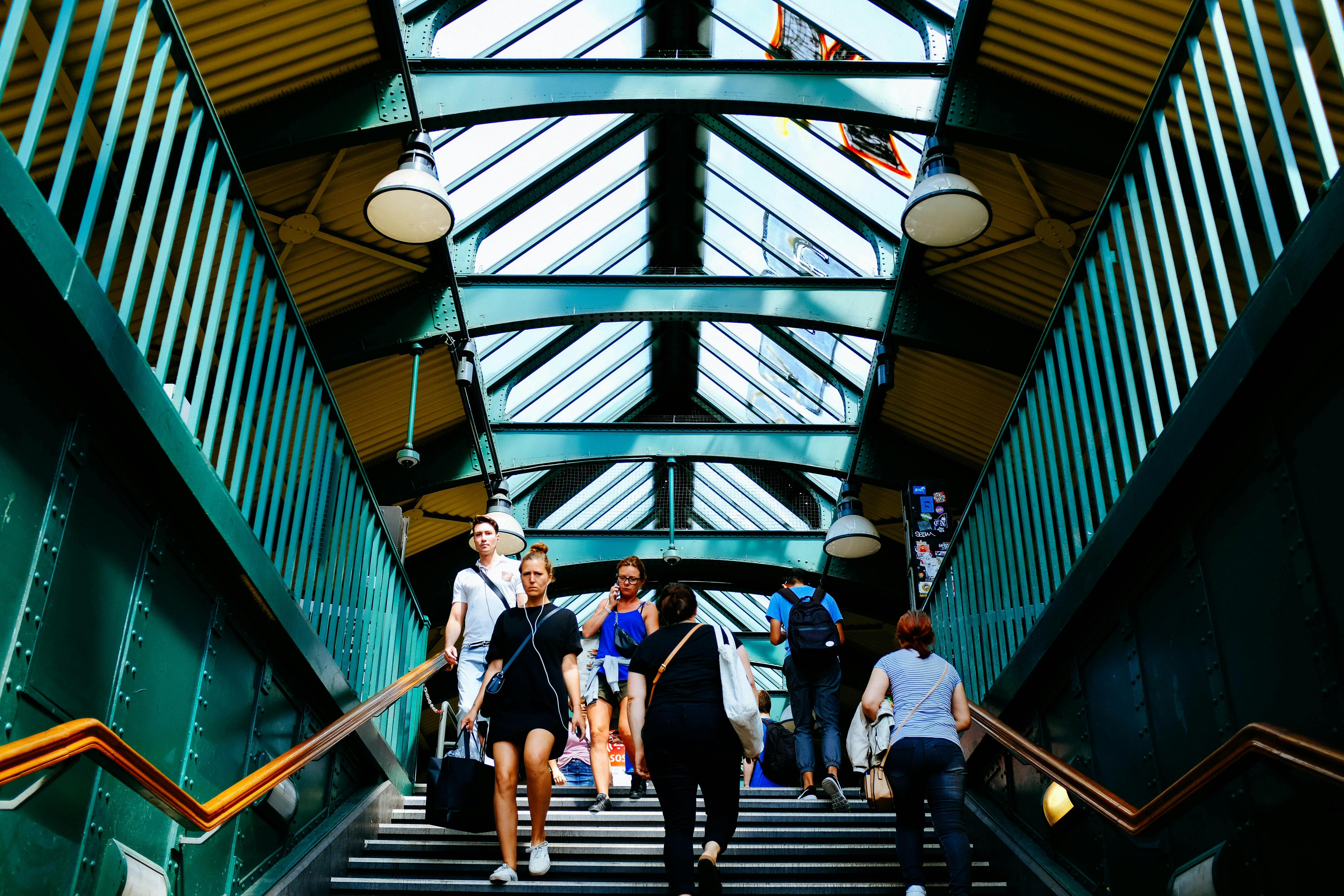 Photo by adrienolichon