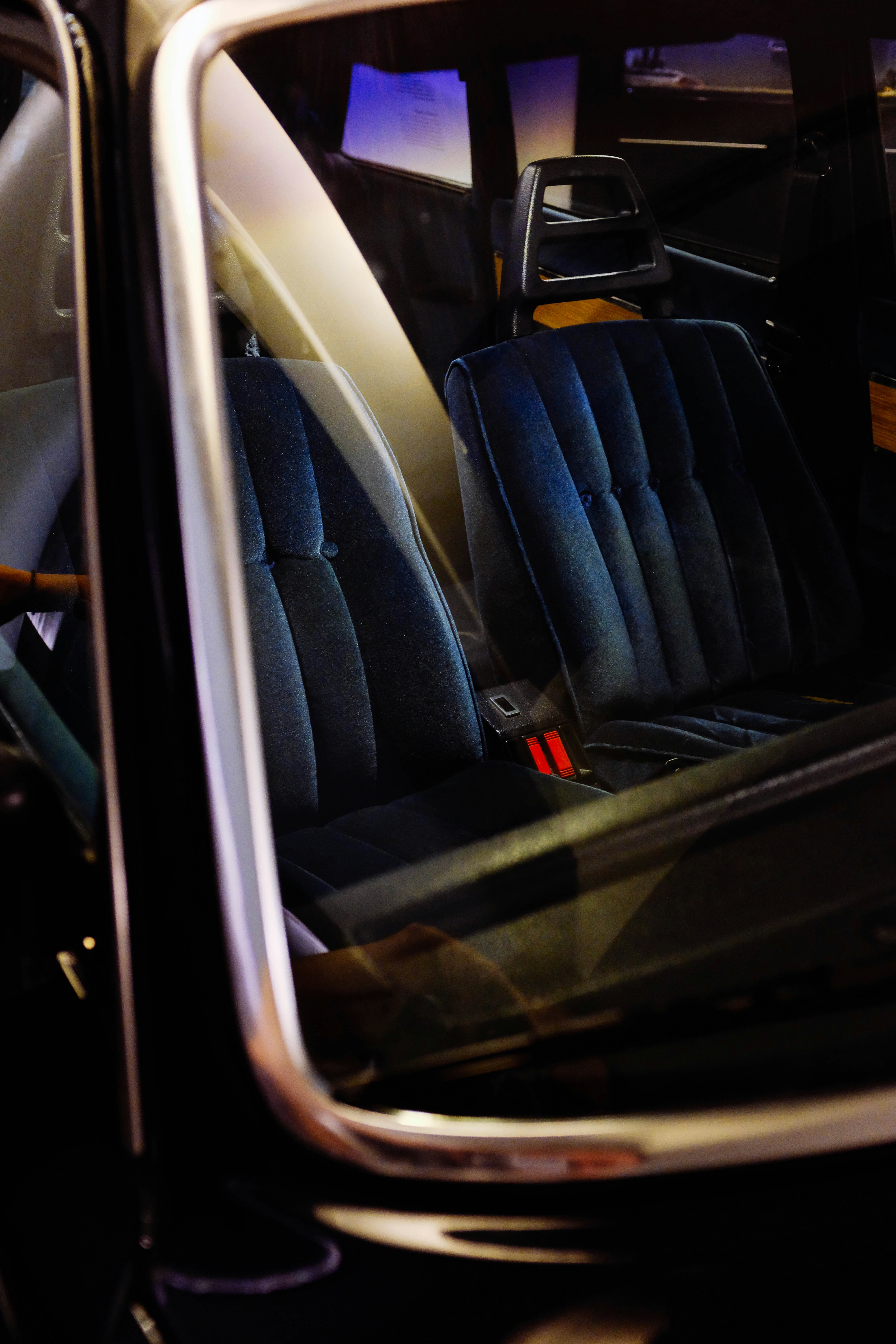 Photo by adrienolichon