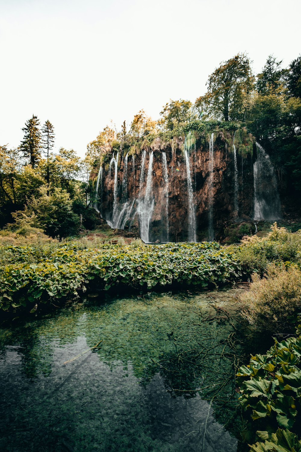 waterfalls during daytime