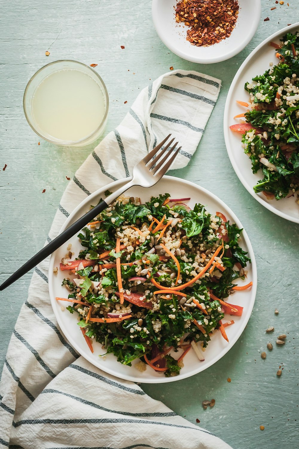 vegetable salad on round white plate