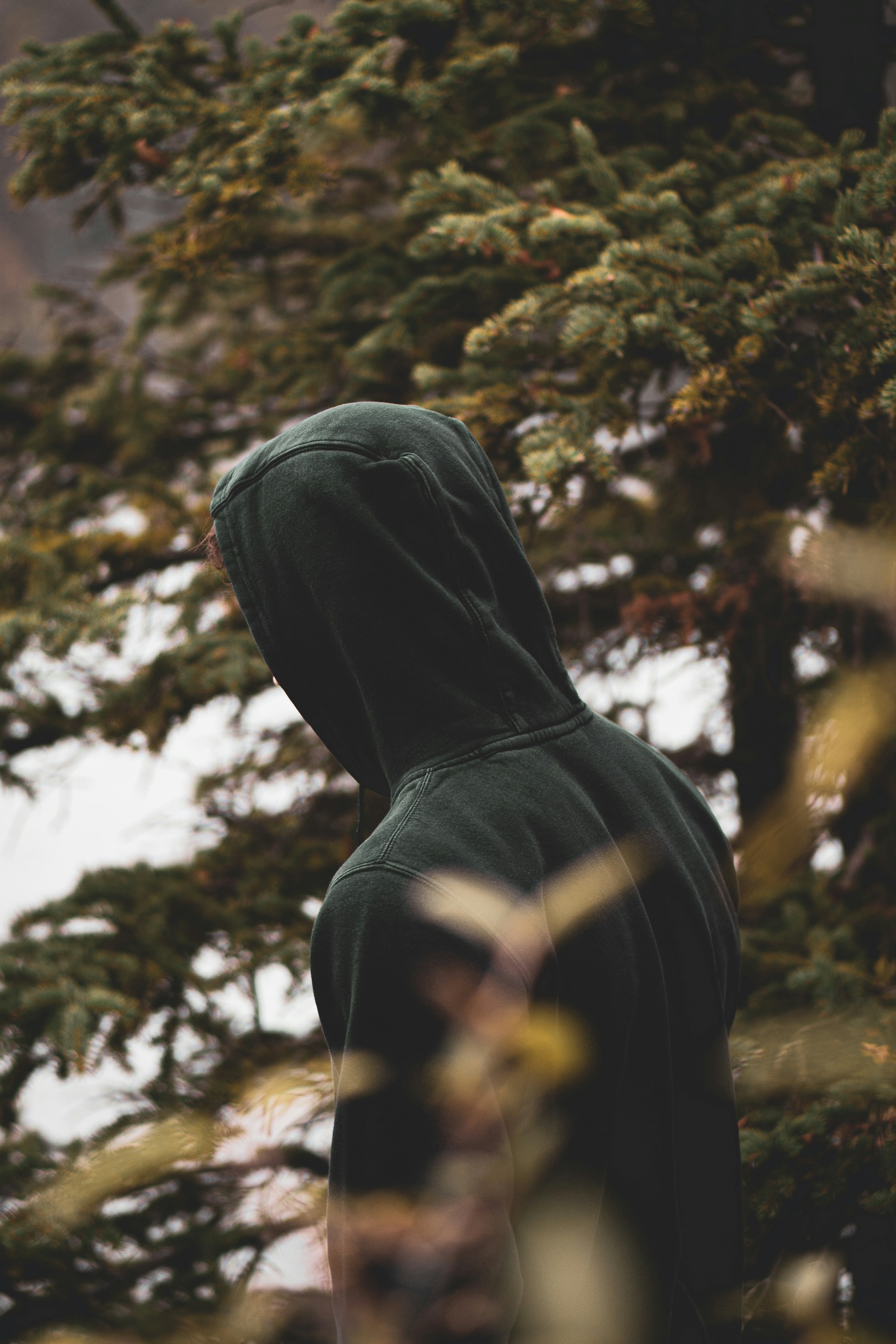 minimalist hoodie wallpaper, wallpaper, Oversized Hoodie Outfits: Style Guide 5