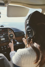 Photo 1566006028164 8088f95da97e?q=85&w=275&h=275&fit=crop