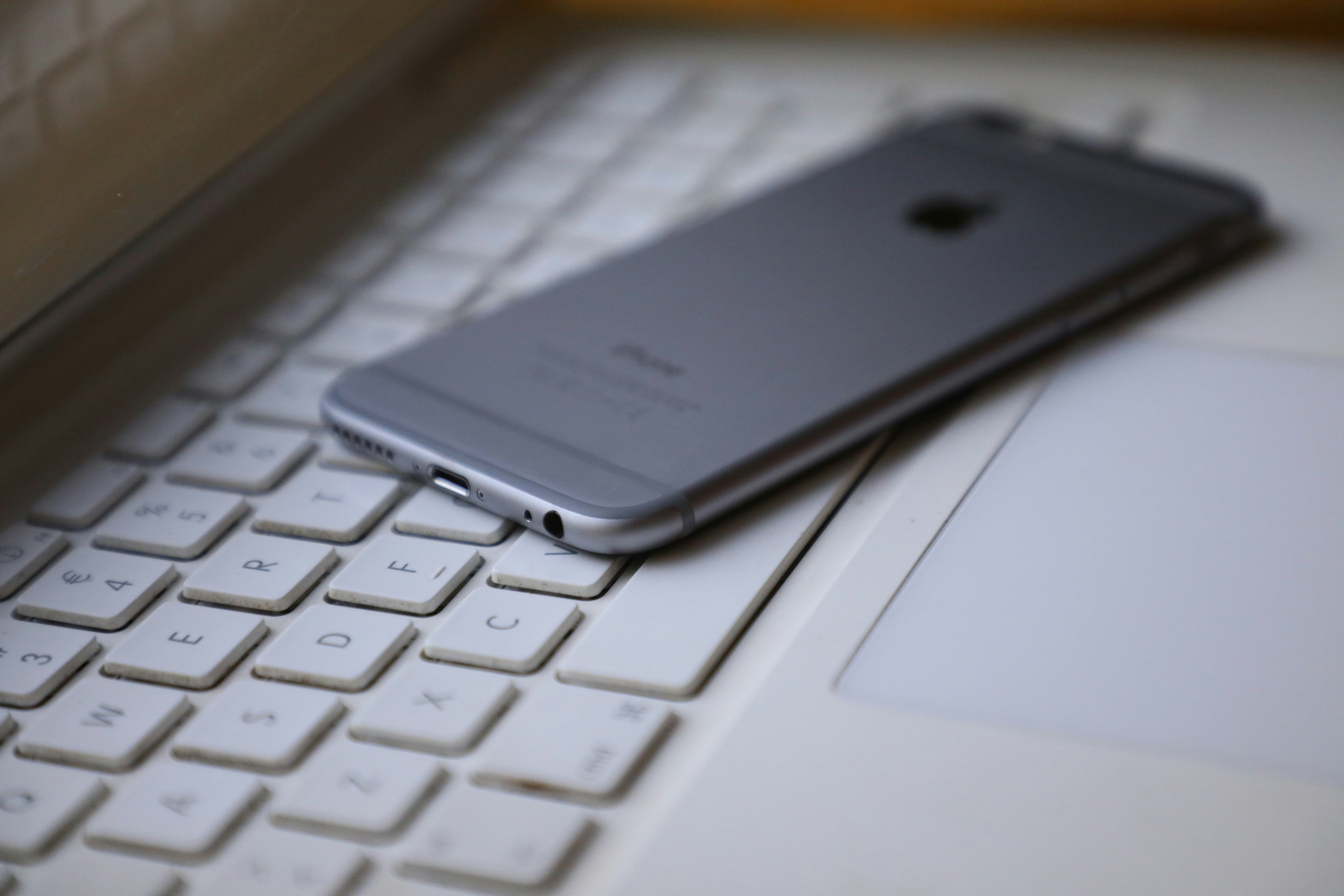 Exploring the Latest Mobile Innovations: What’s Hot in 2023?