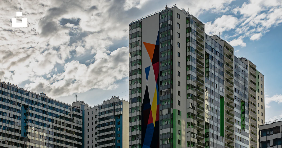 Grey High Rises Gray high-rise buildings photo – Free House Image on Unsplash