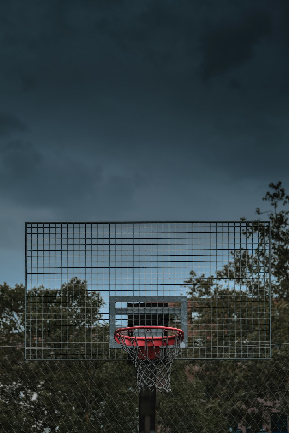 grey and red basketball ring