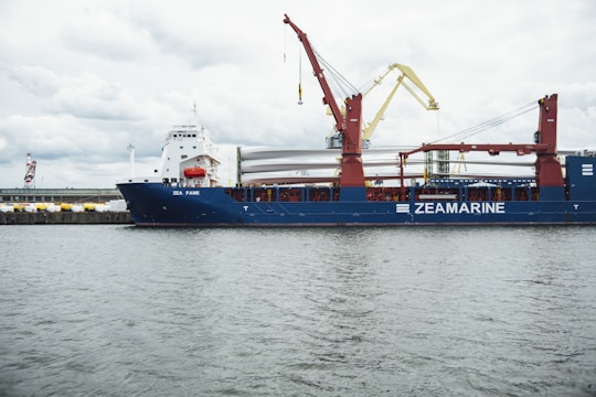 blue and red Zeamarine ship during daytime