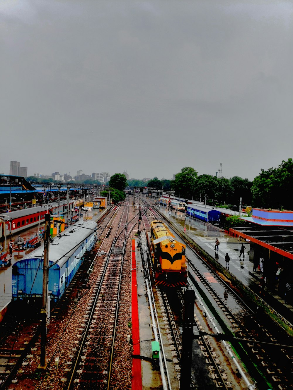 Train jaune