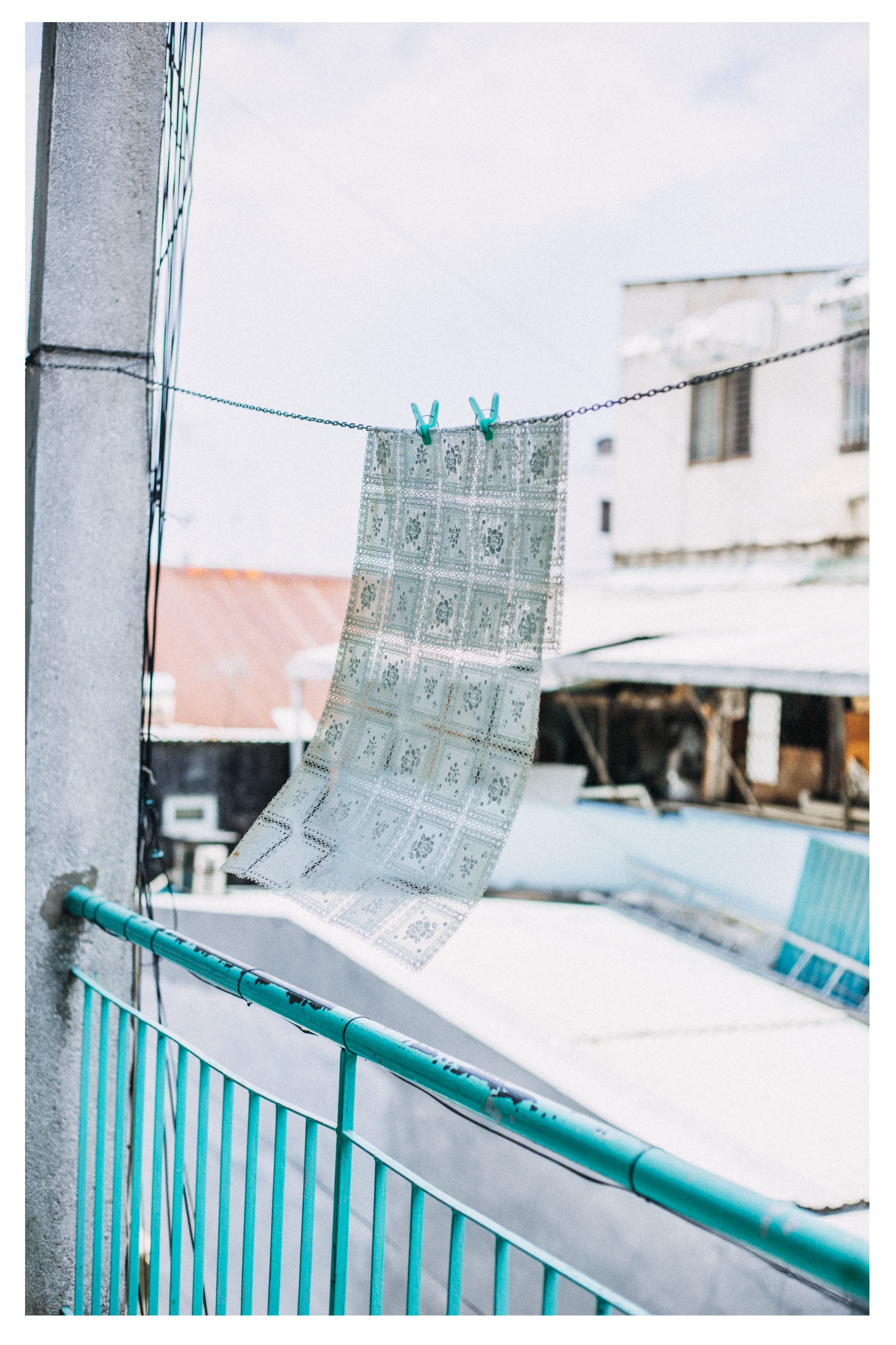 cloth being hanged on clip