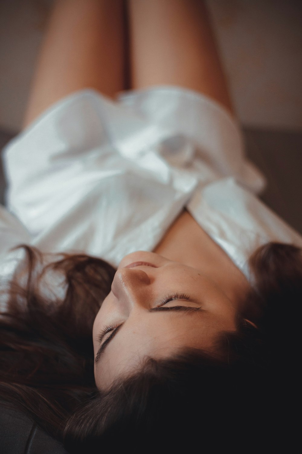 woman in white dress