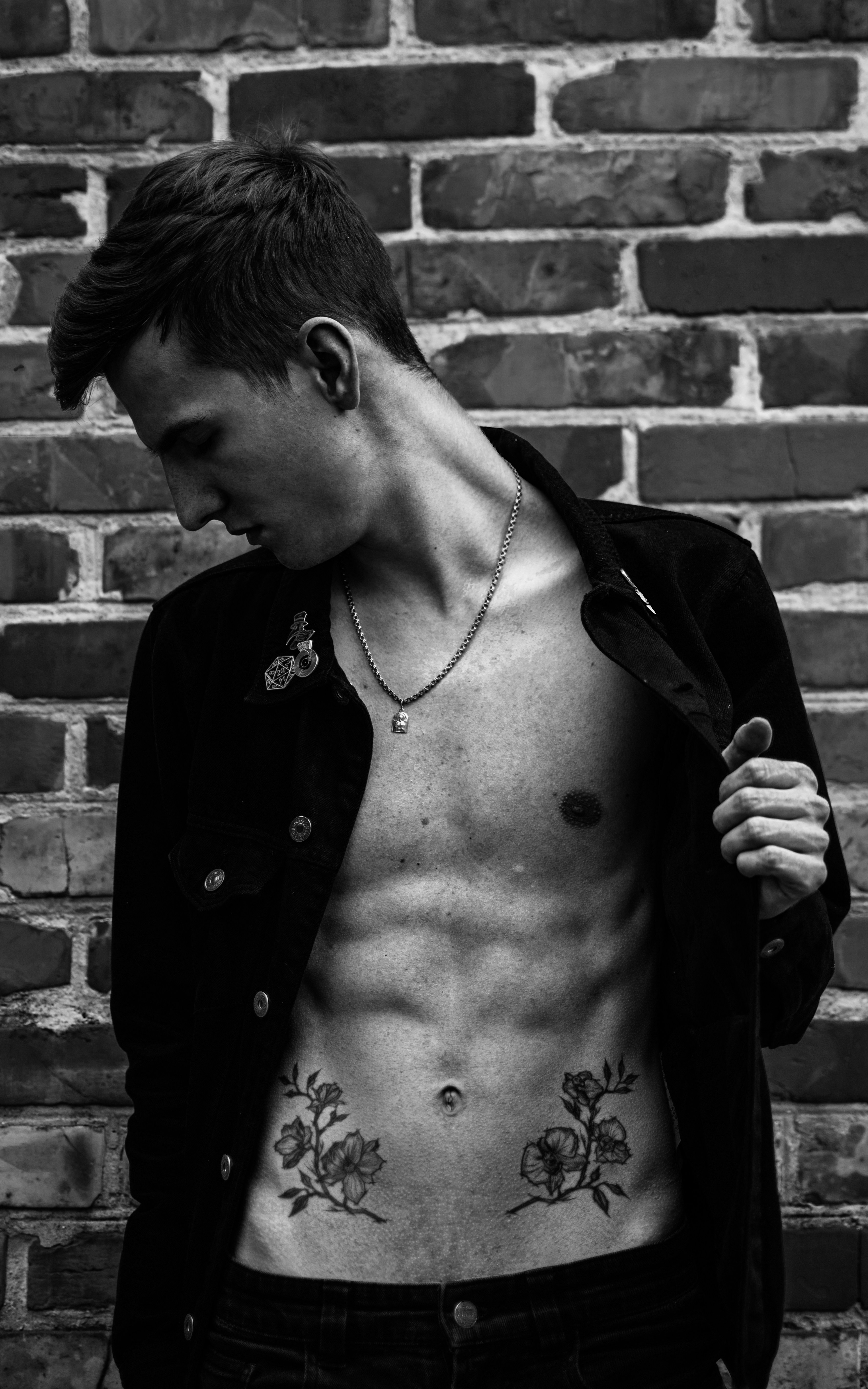 550+ Naked Men Pictures Download Free Images on Unsplash