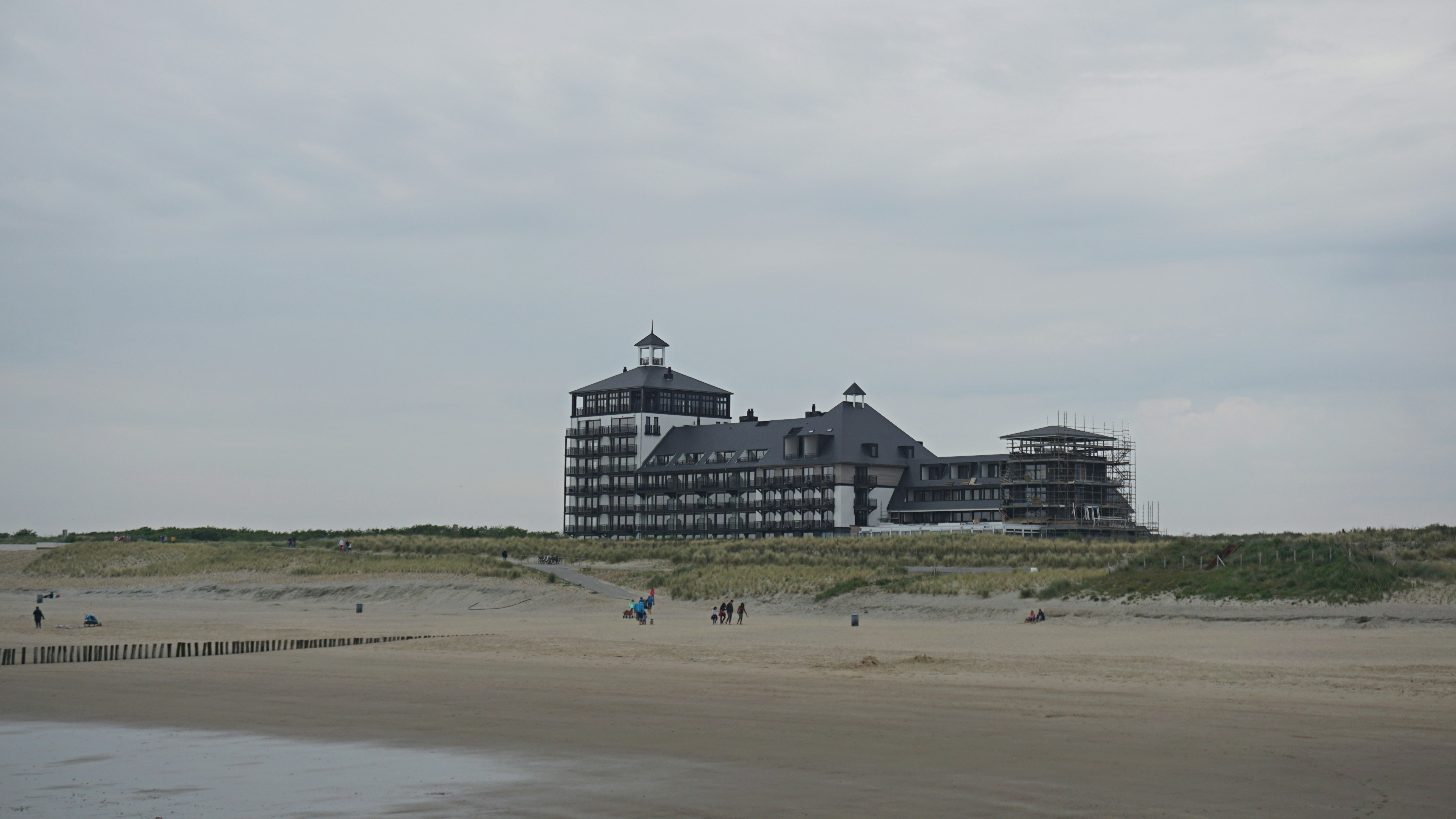 grey concrete building, 