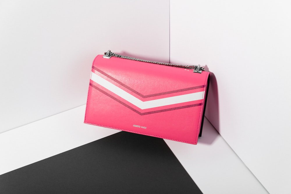 pink leahter long wallet