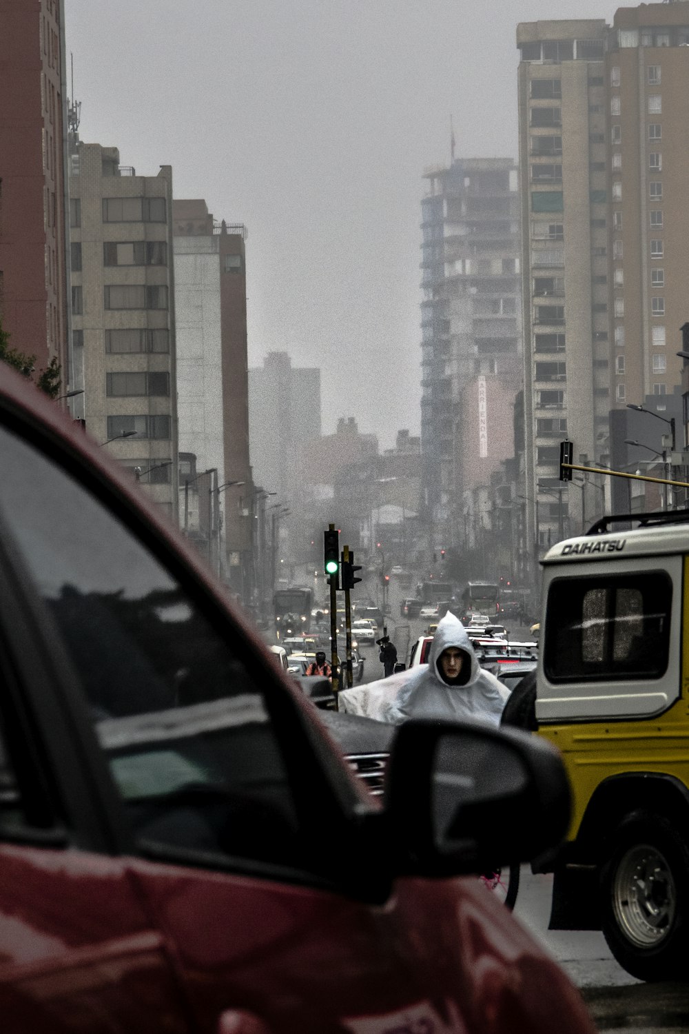 a city street filled with lots of traffic