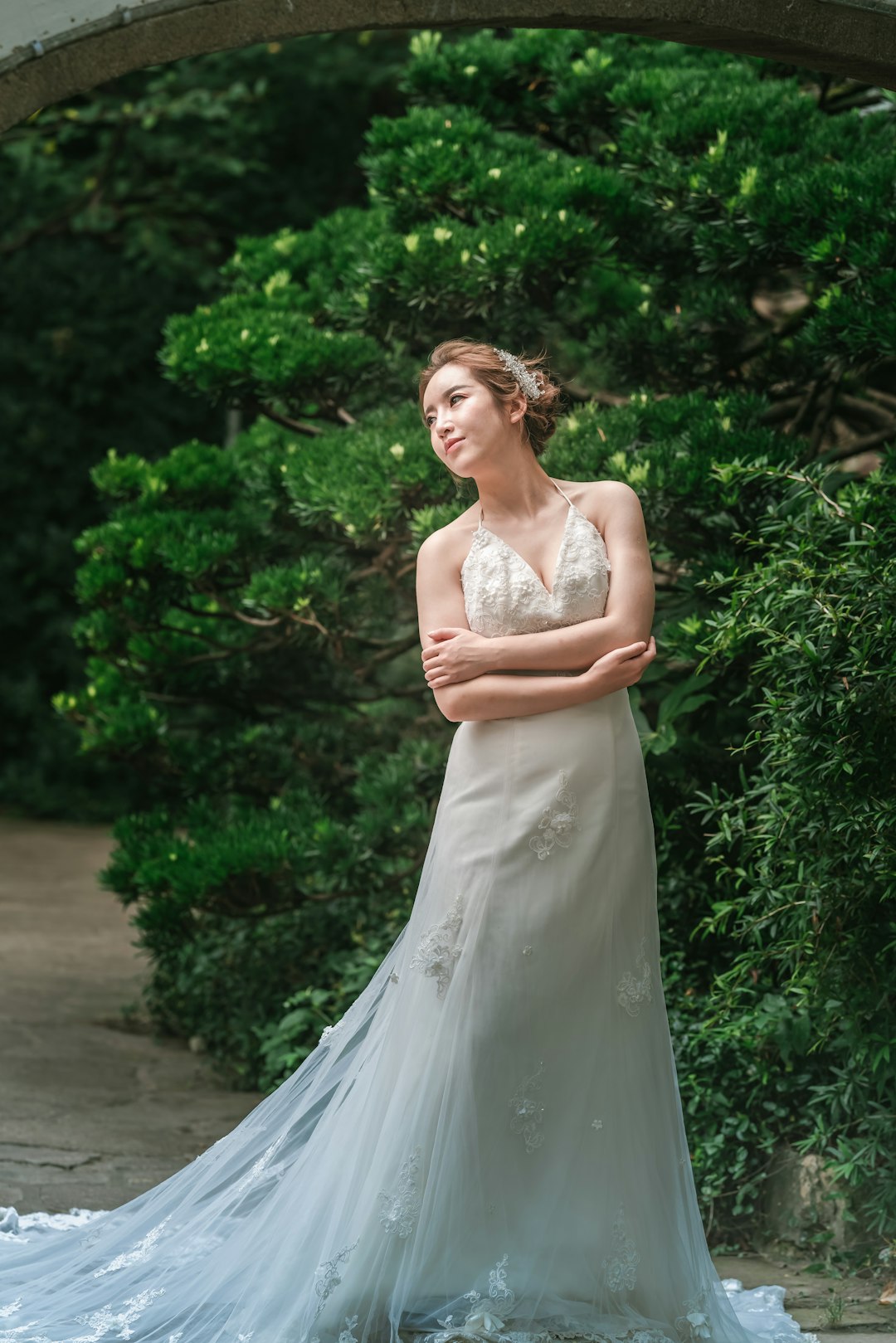 woman wearing white dress