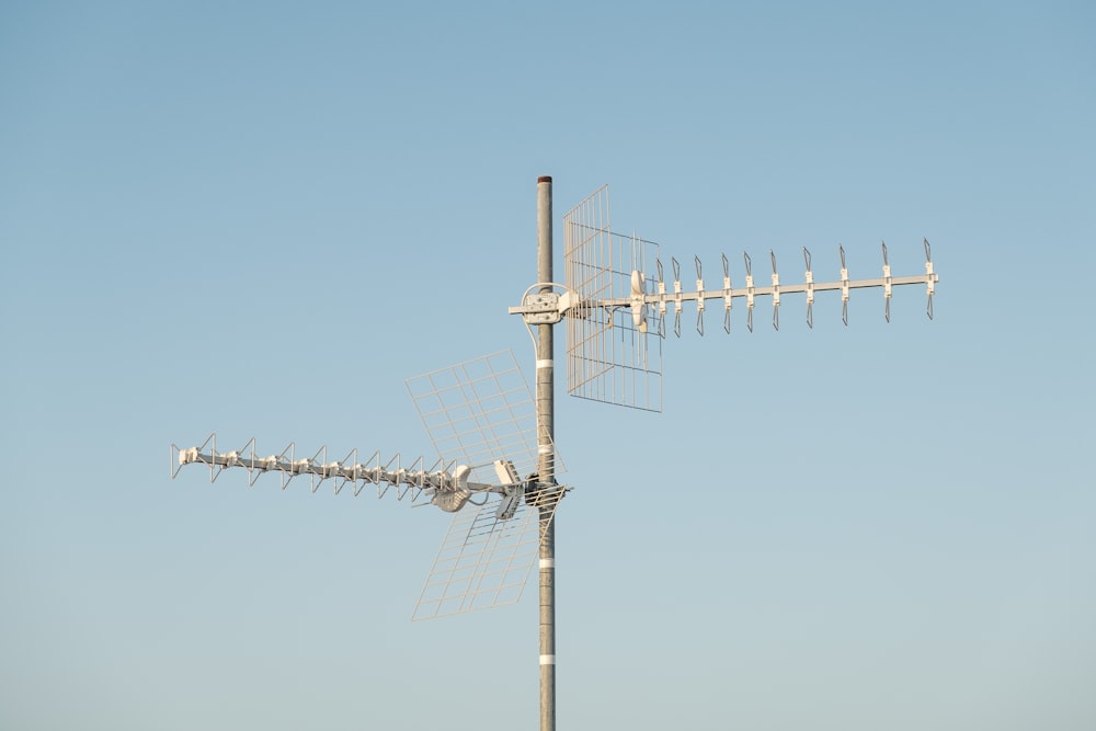 antenna bianca