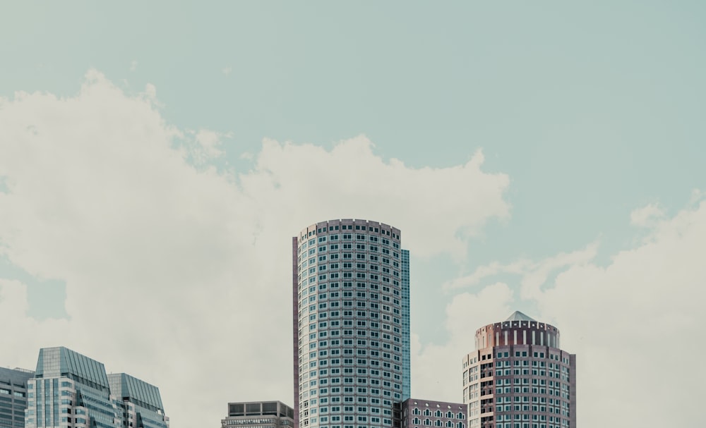 grey concrete high-rise buildings