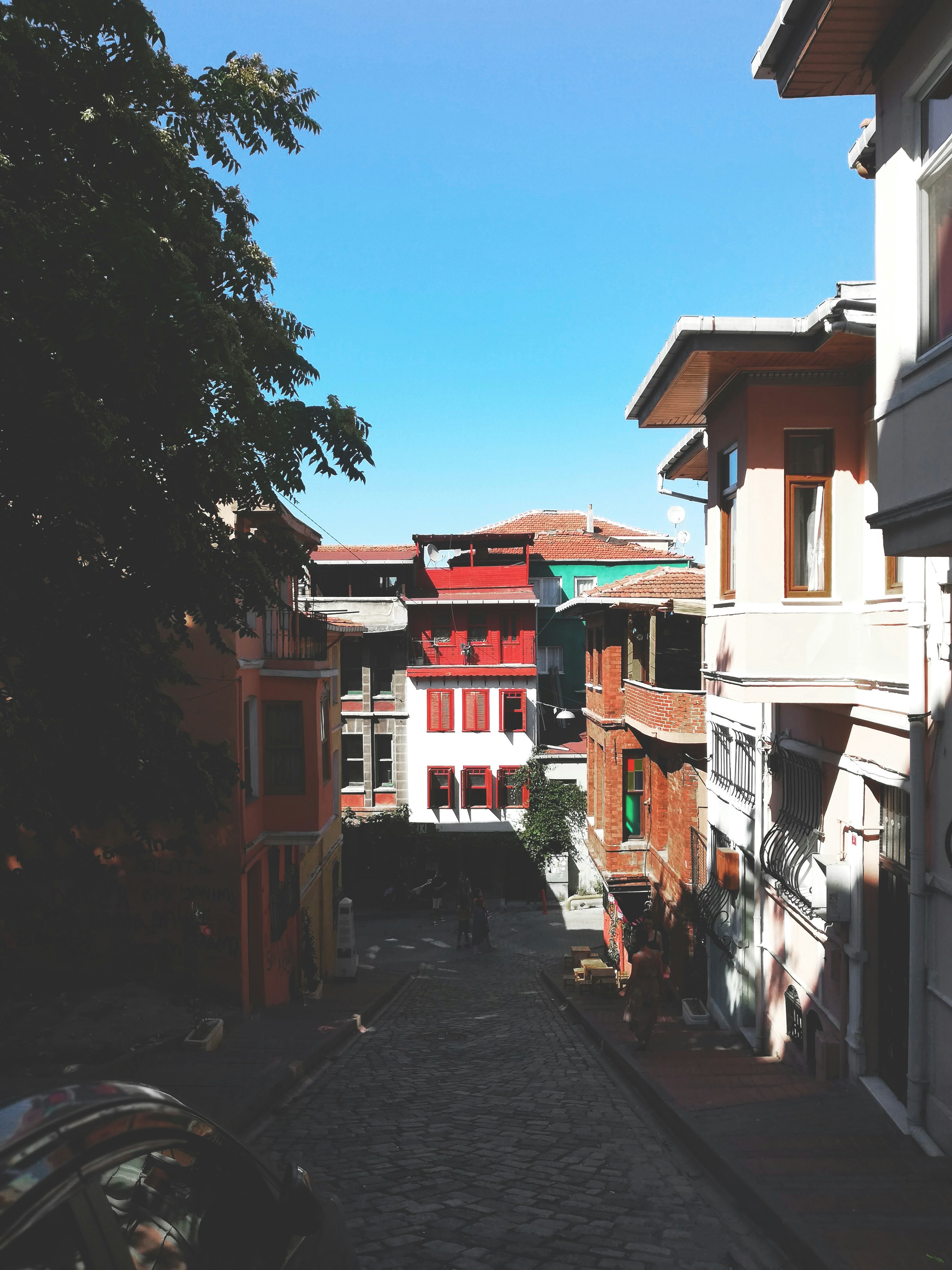 Photo by huseyinozbekar
