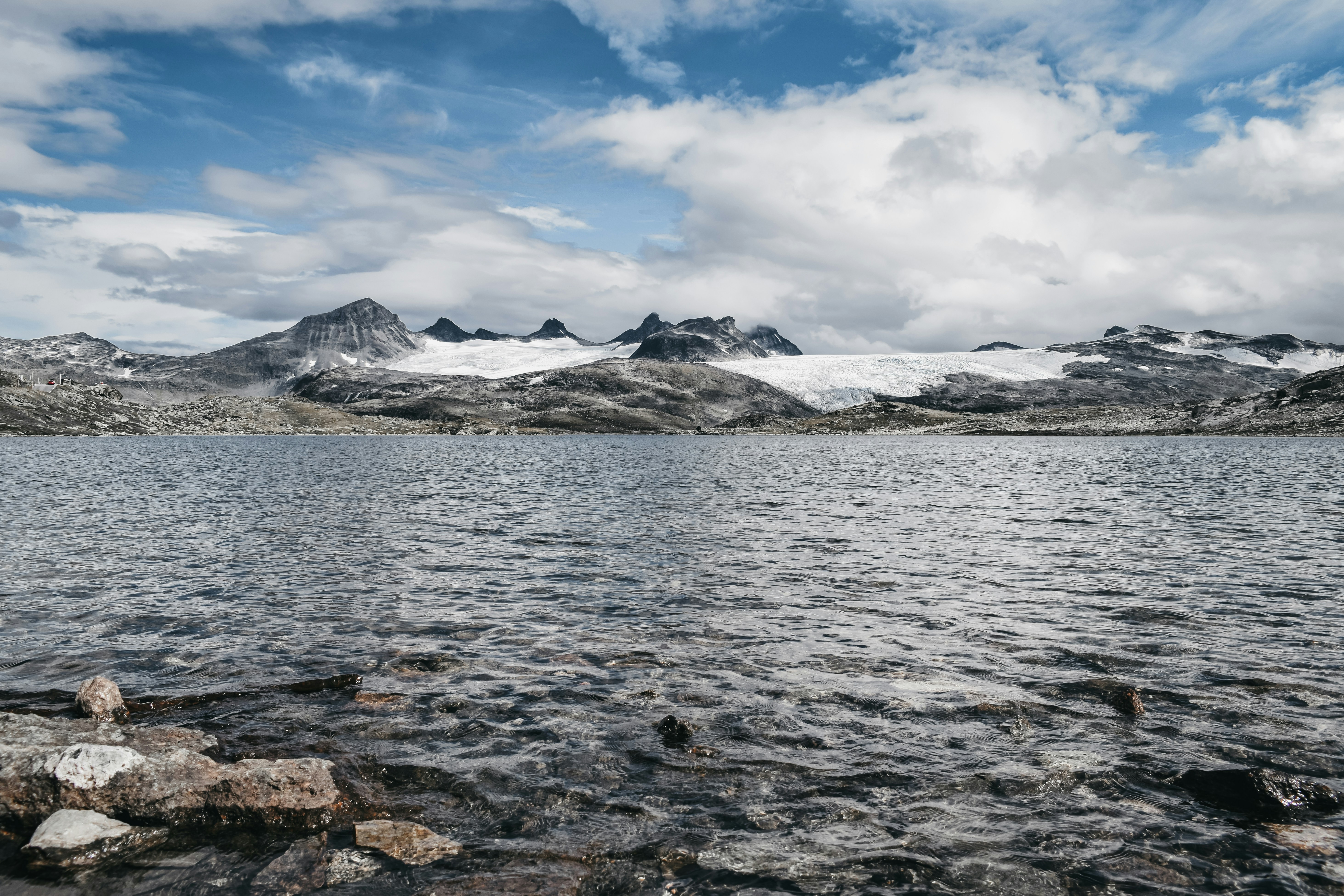 Photo by darya_tryfanava