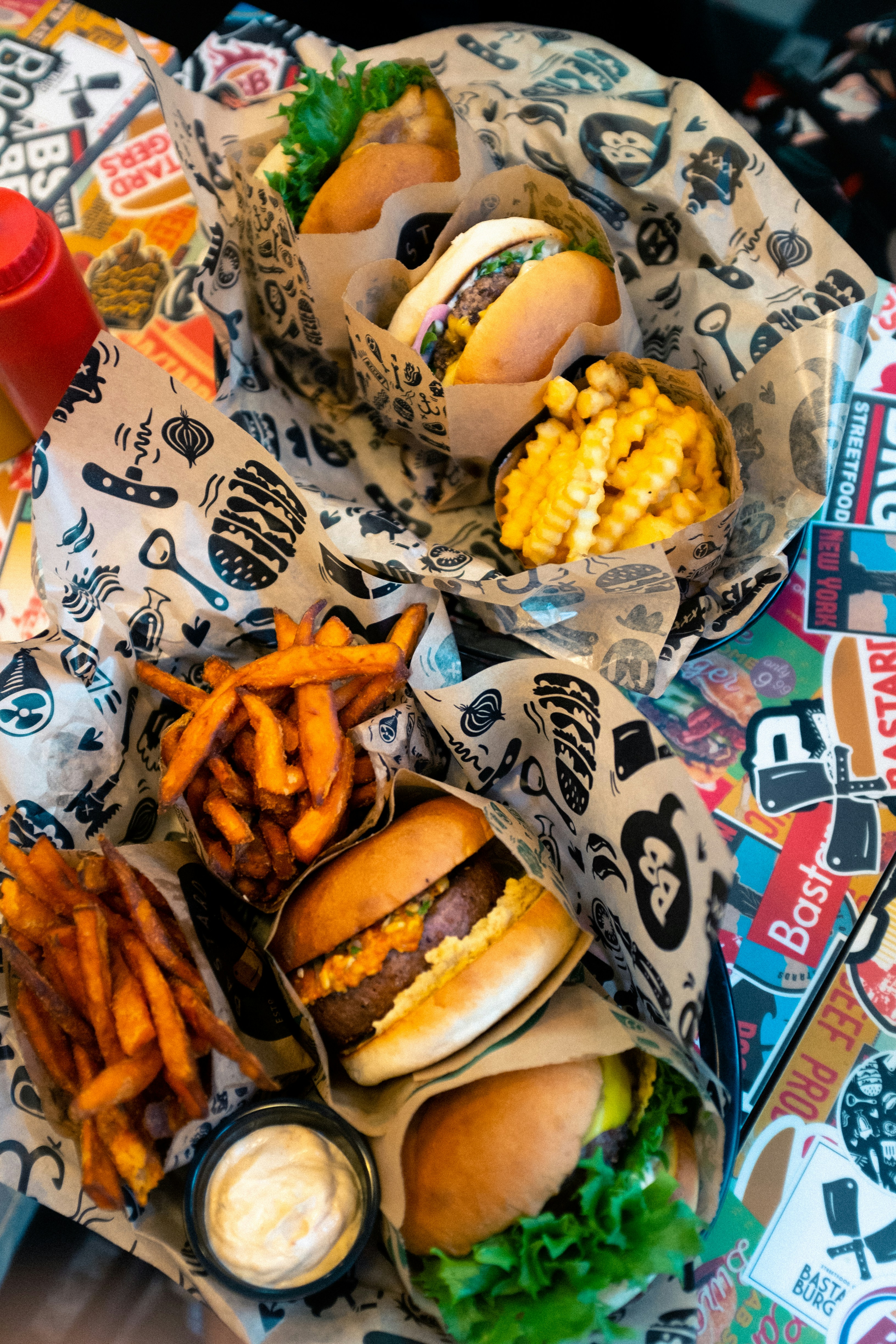 burger and fries foodby William Fonteneau