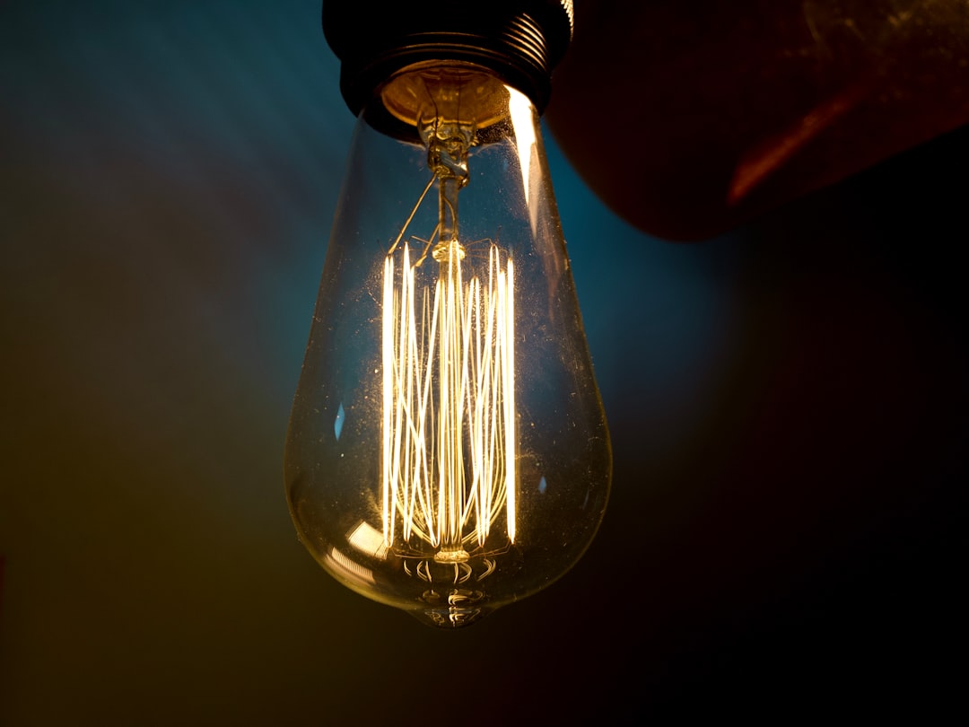 lighted clear pendant bulb