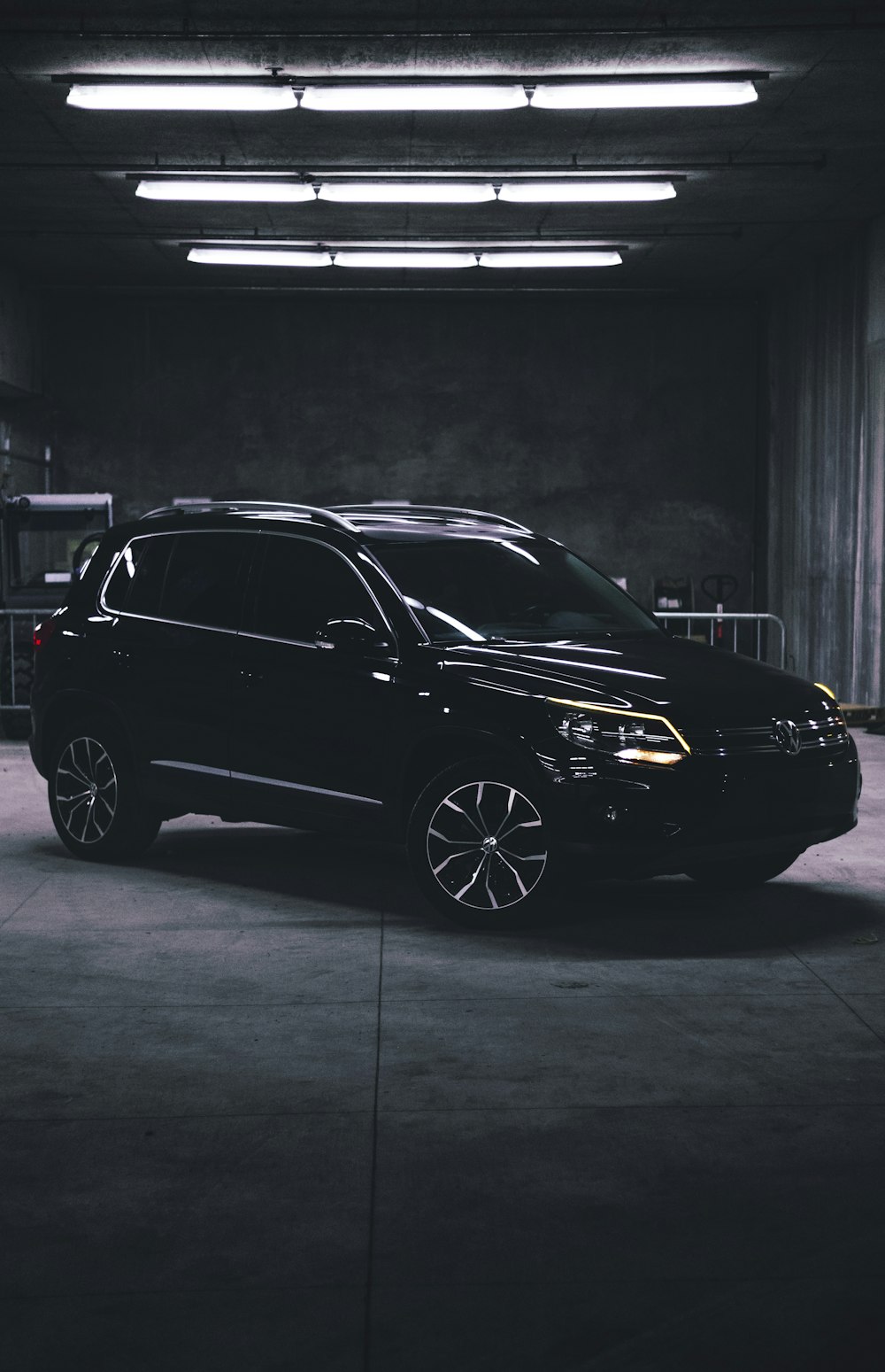 black SUV on focus photography