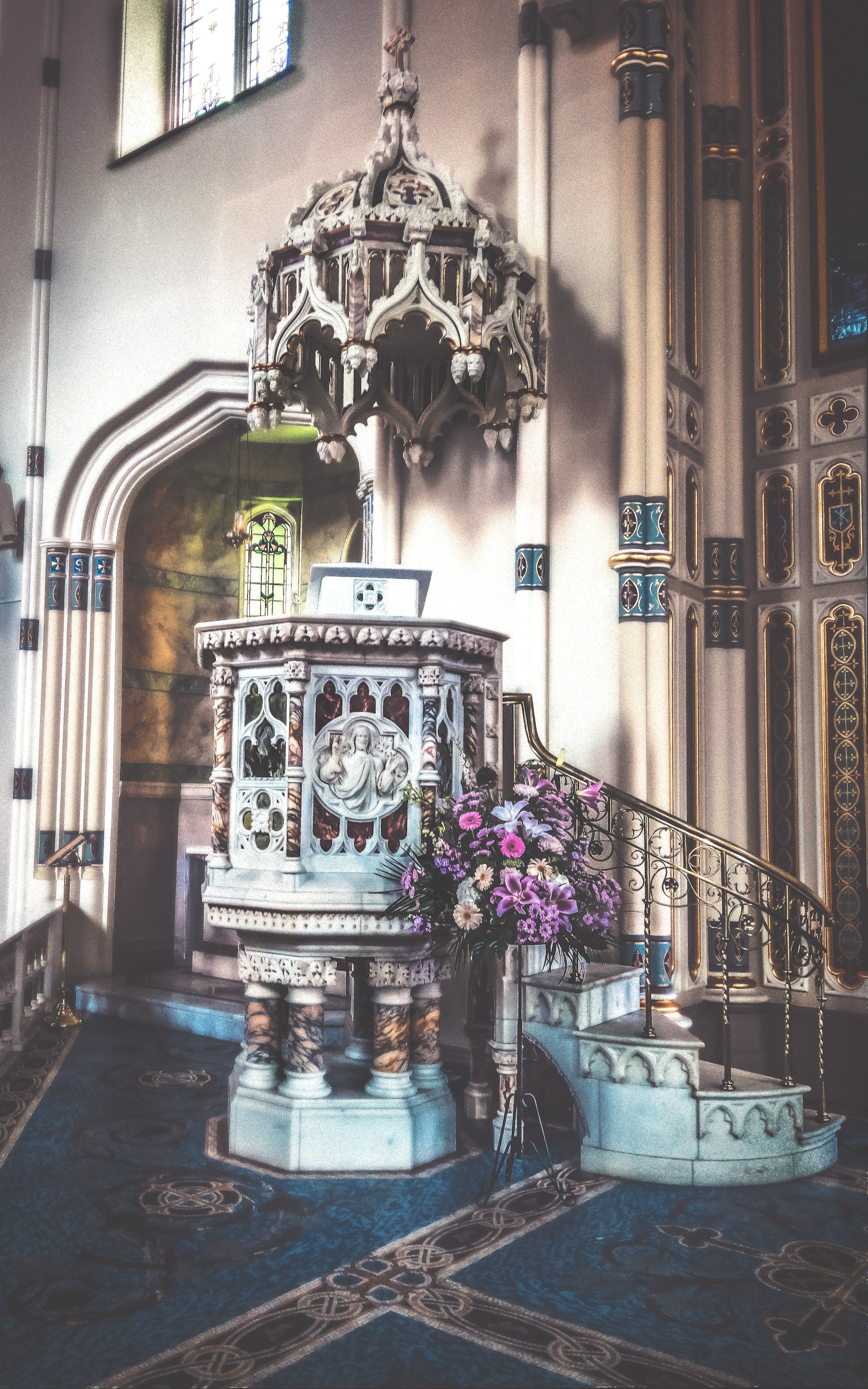 kaba dokunmus bir tur kalin yun kumas bulmaca anlami nedir