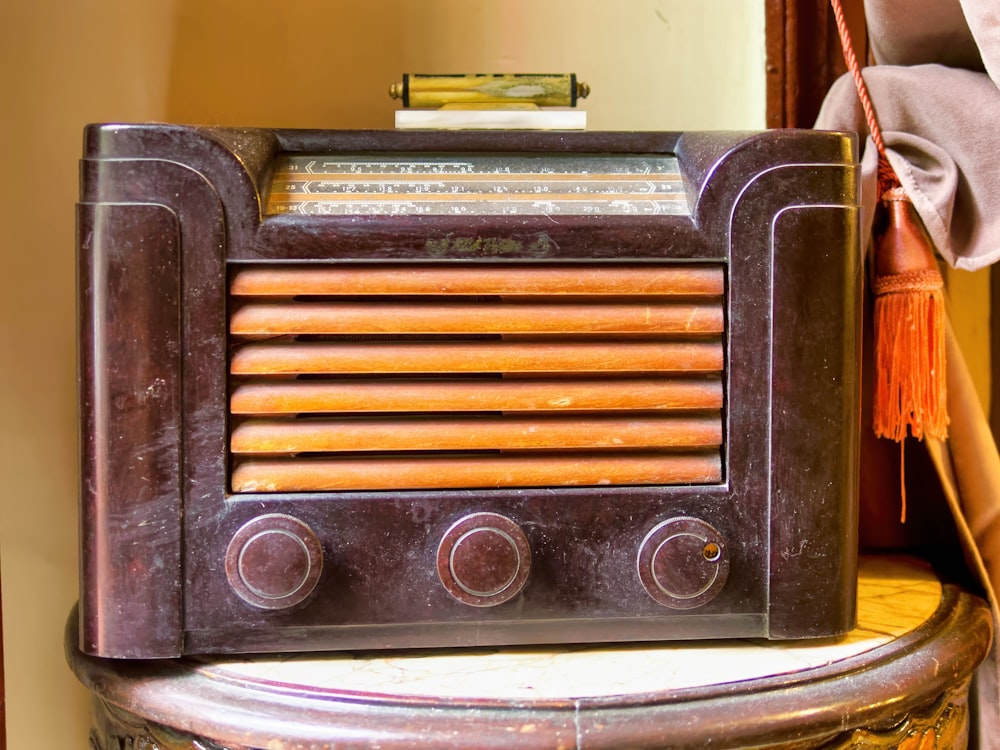 Radio Vintage Pace On Old Wood. Stock Photo, Picture and Royalty