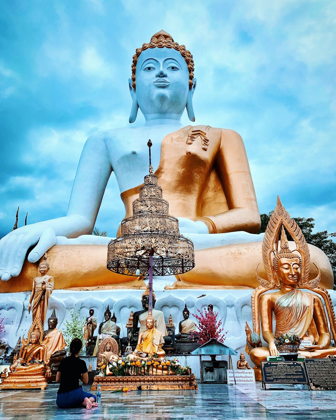 Landmark photo spot Wat Phra That Doi Kham Thailand