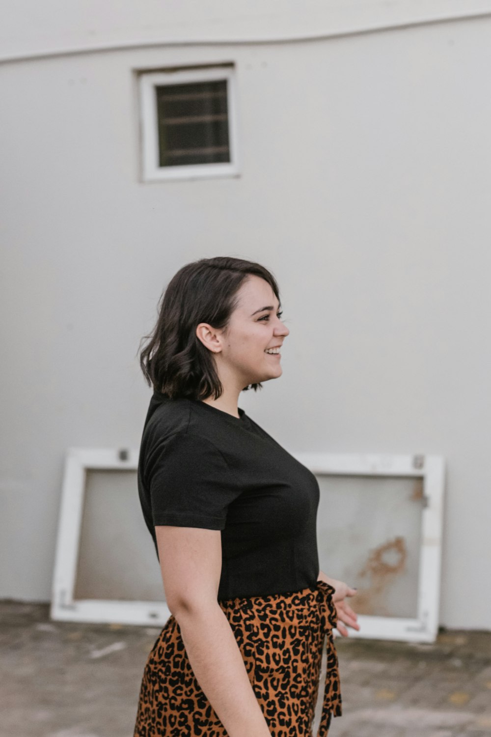 woman in black shirt