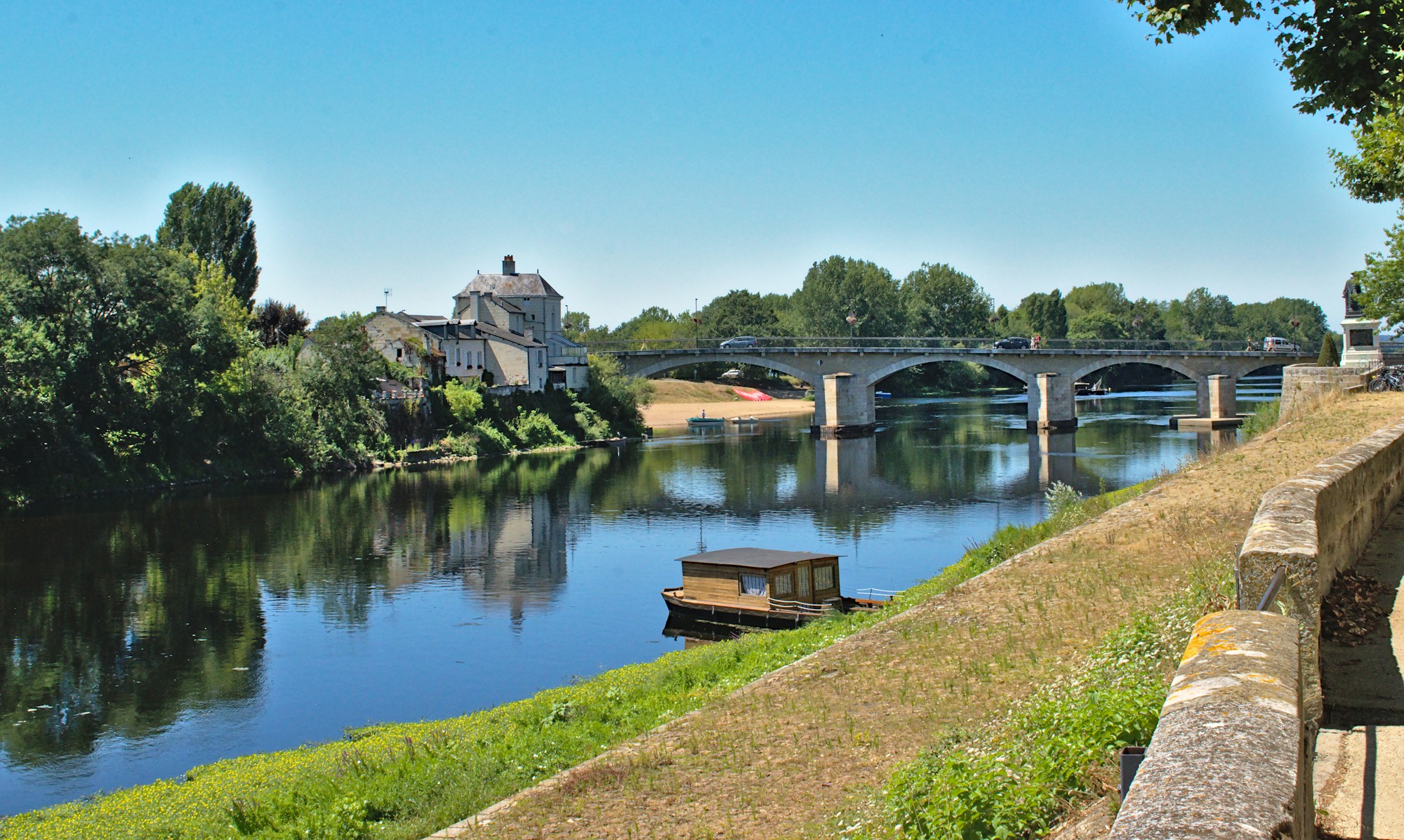 Vienne: Exploring Culture and Traditions
