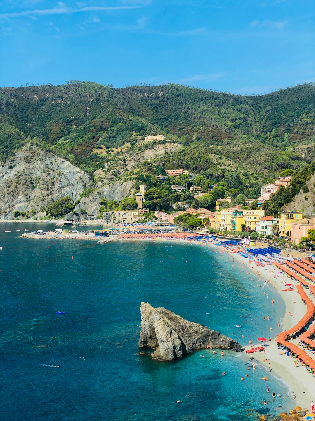 Beach photo spot Piazza Giuseppe Garibaldi Vernazza