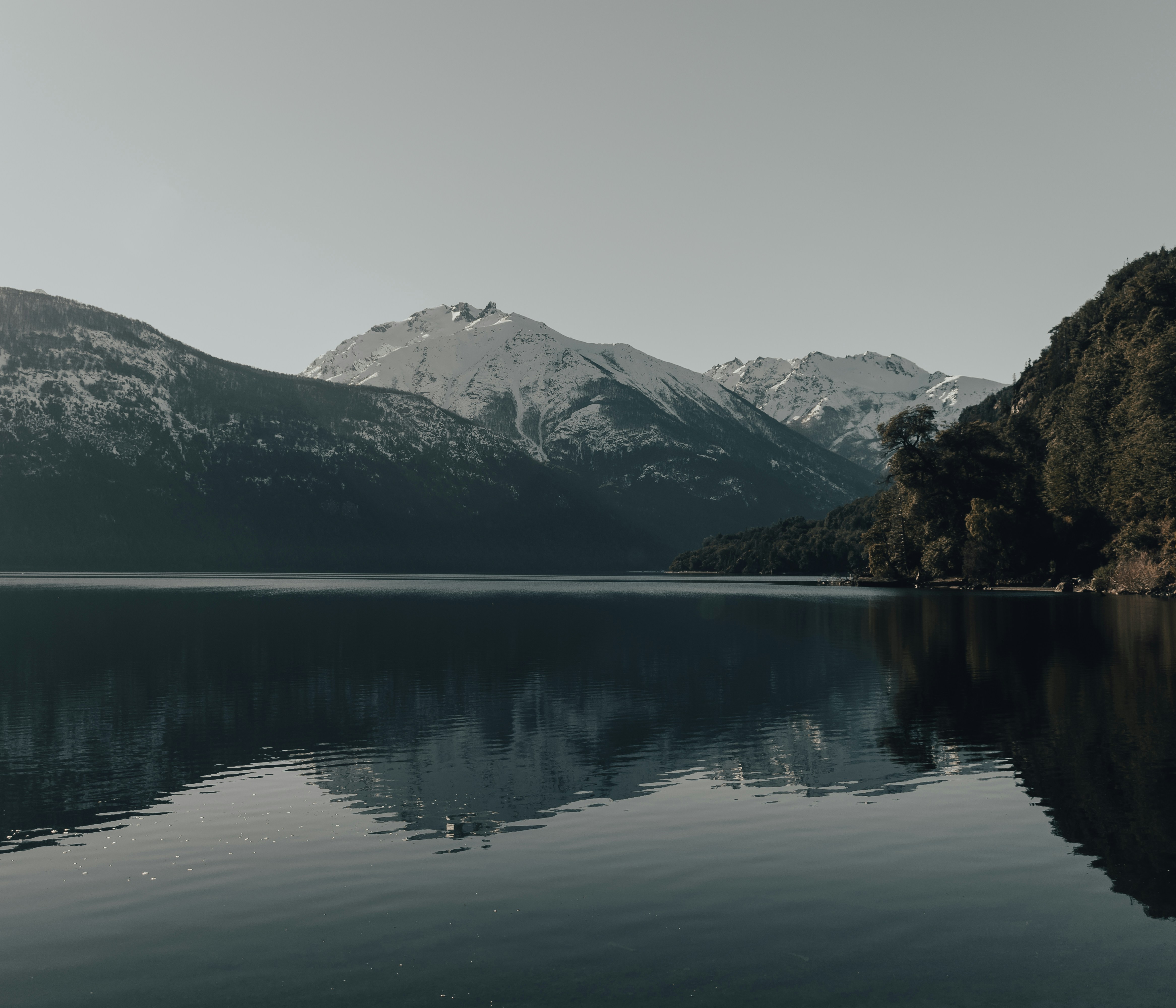 Photo by gasparzaldo