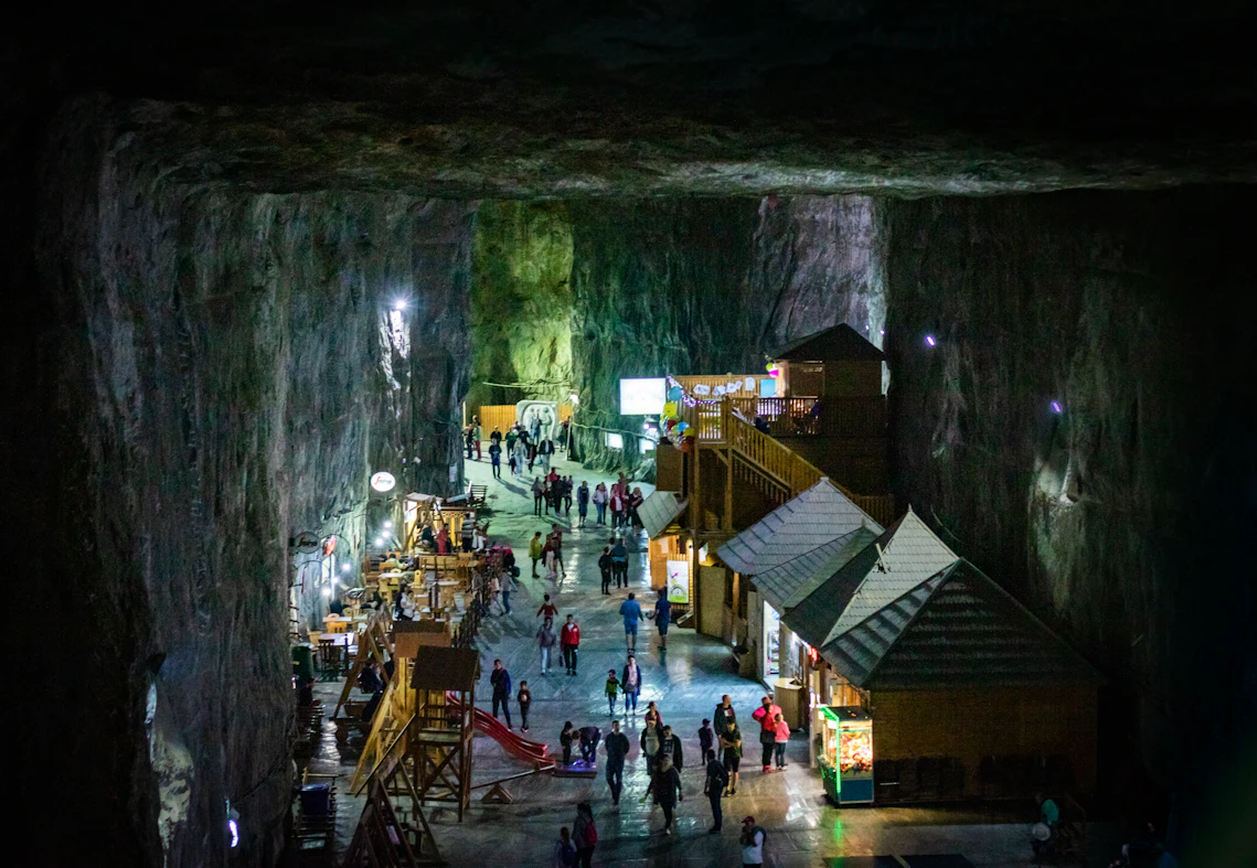 The breathtaking interior architecture of Salina Turda
